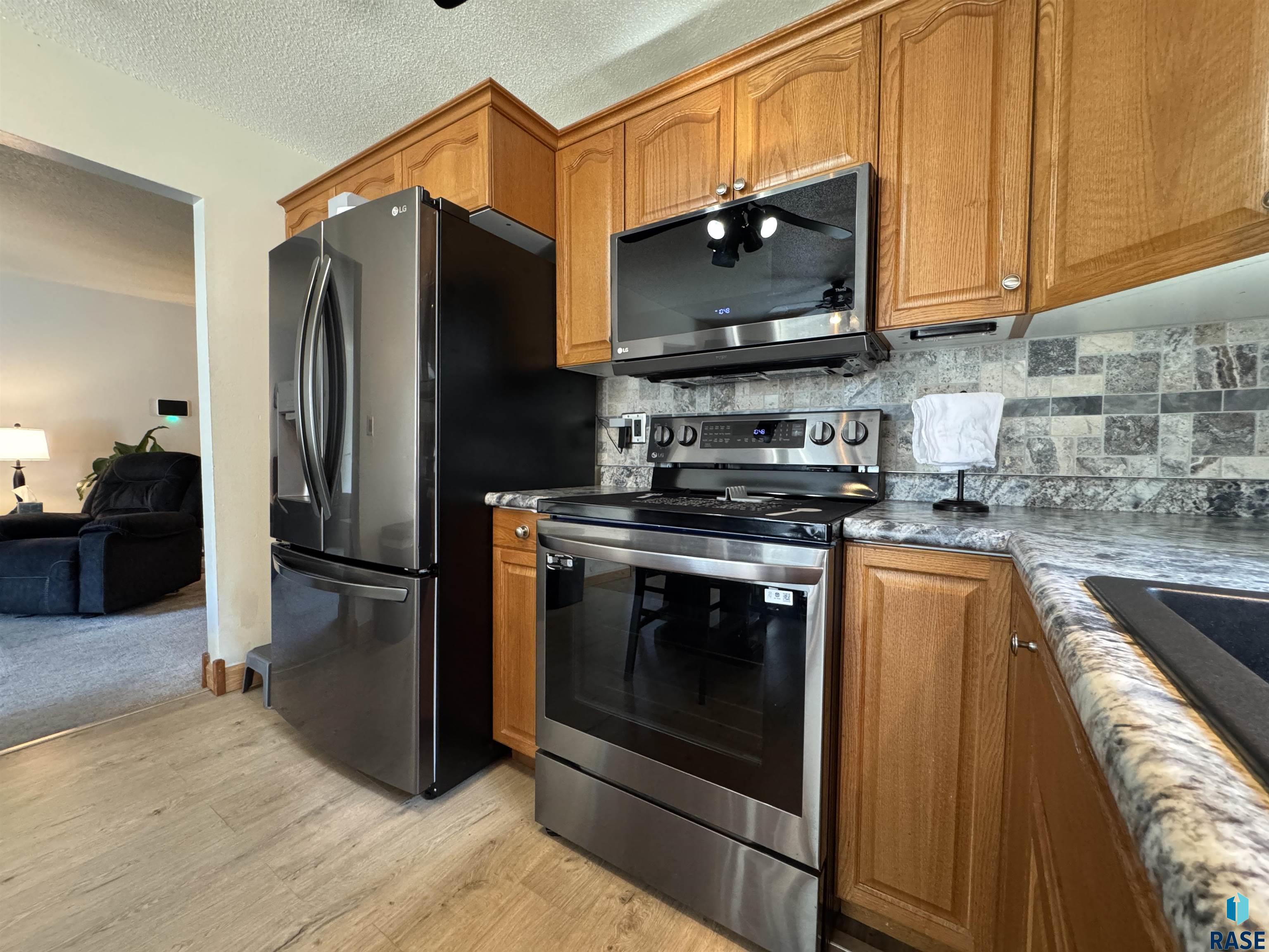 5121 E 17th St Street