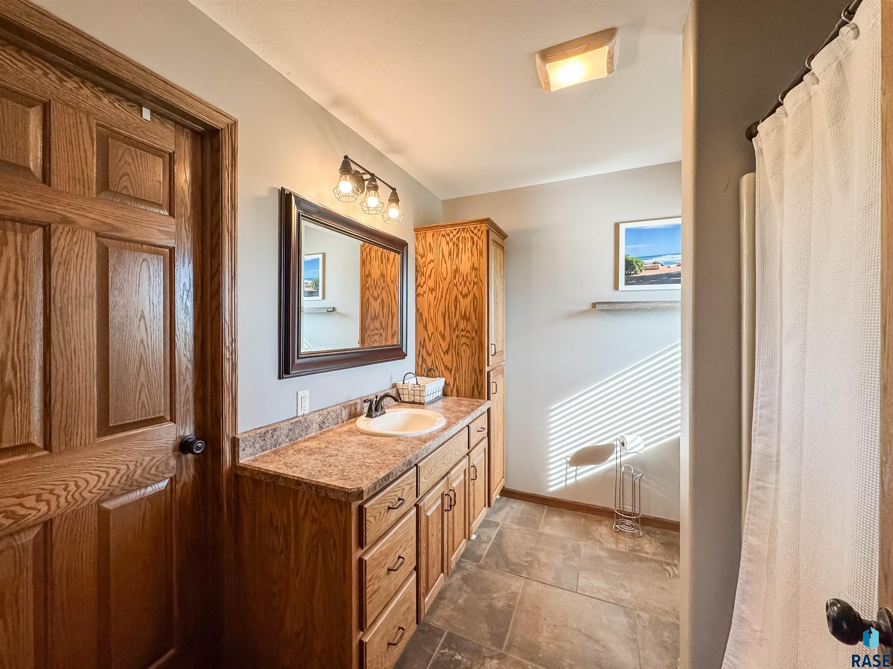 504 S Main Ave Avenue