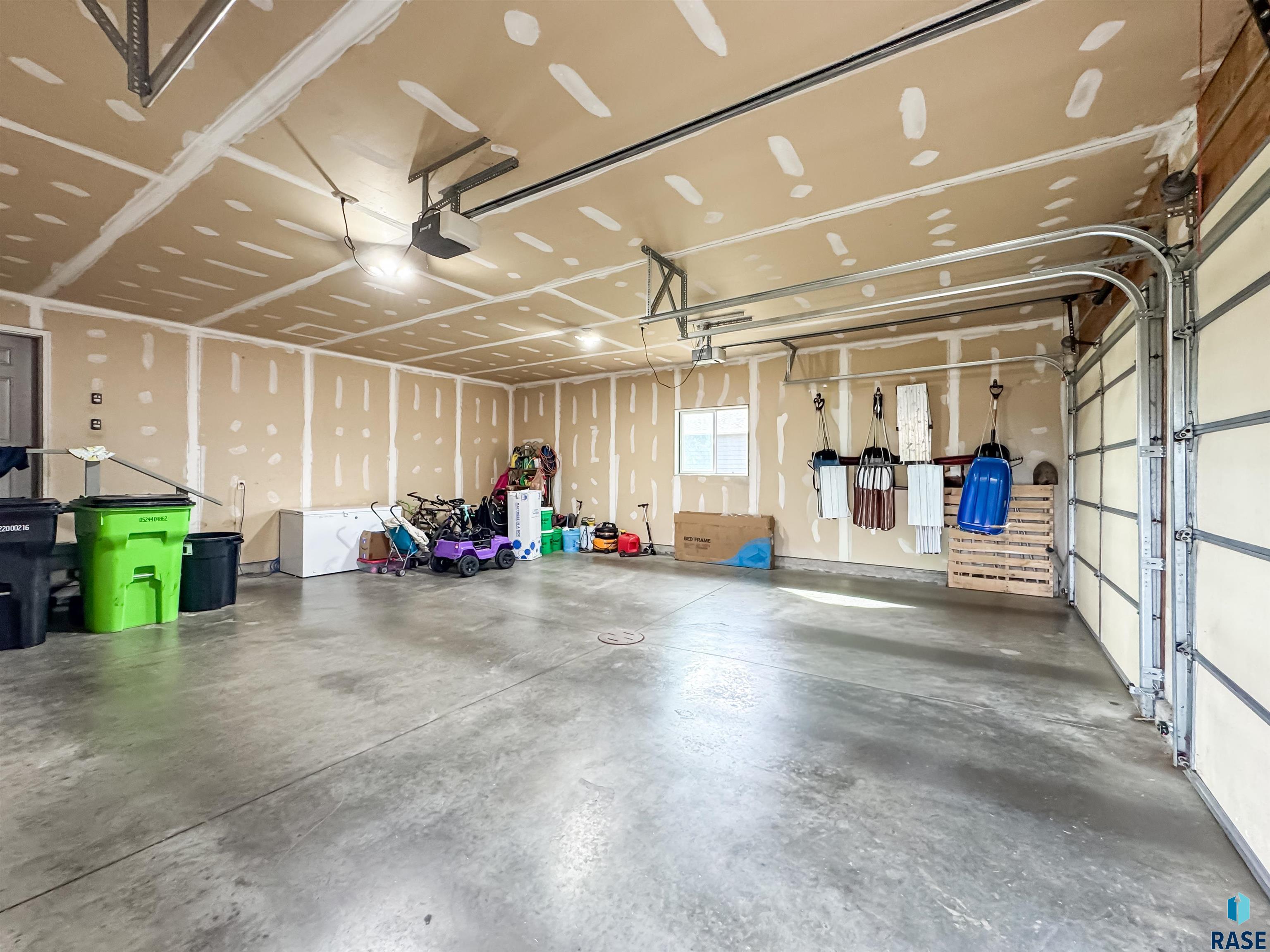 504 S Main Ave Avenue