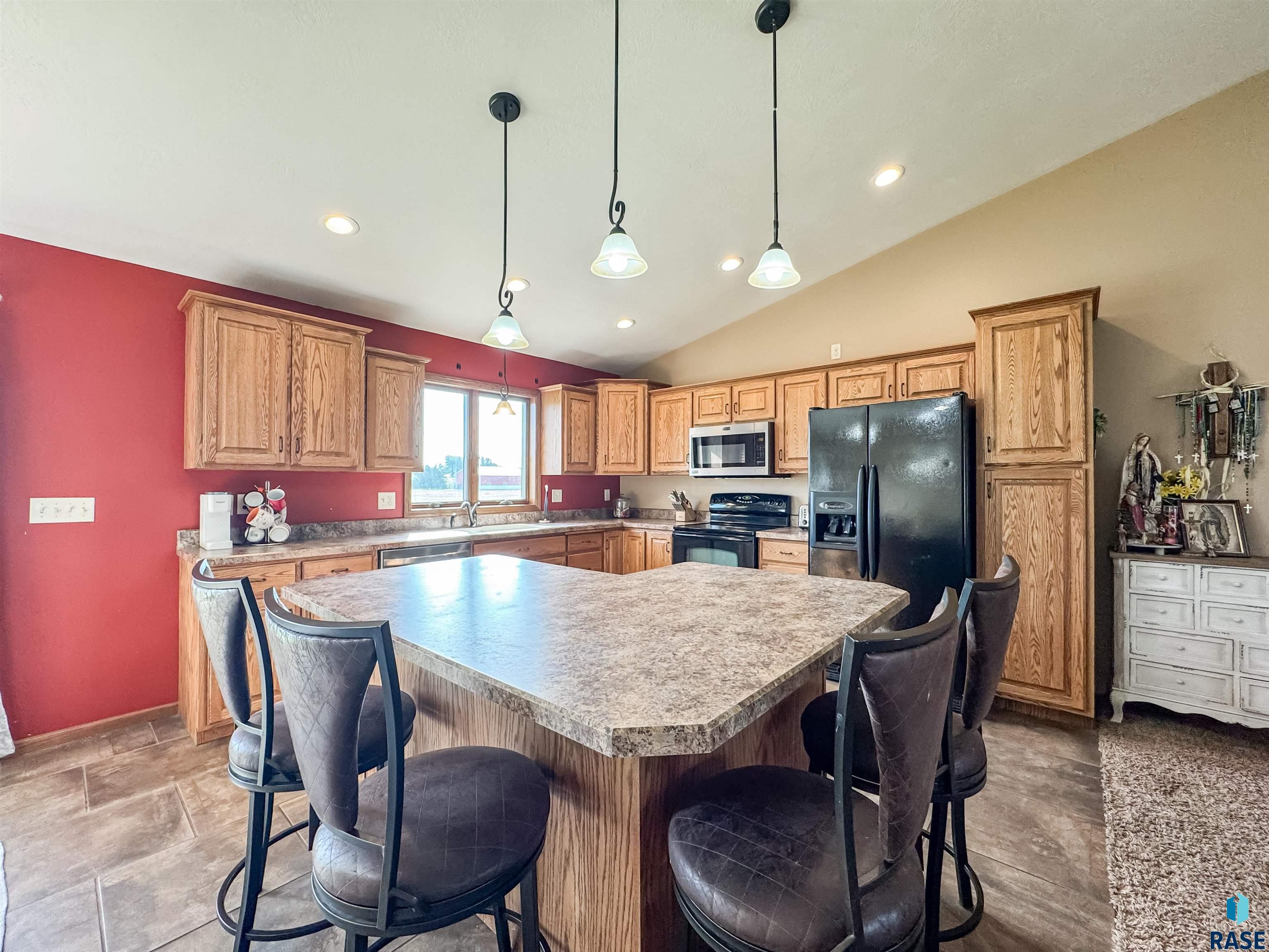 504 S Main Ave Avenue