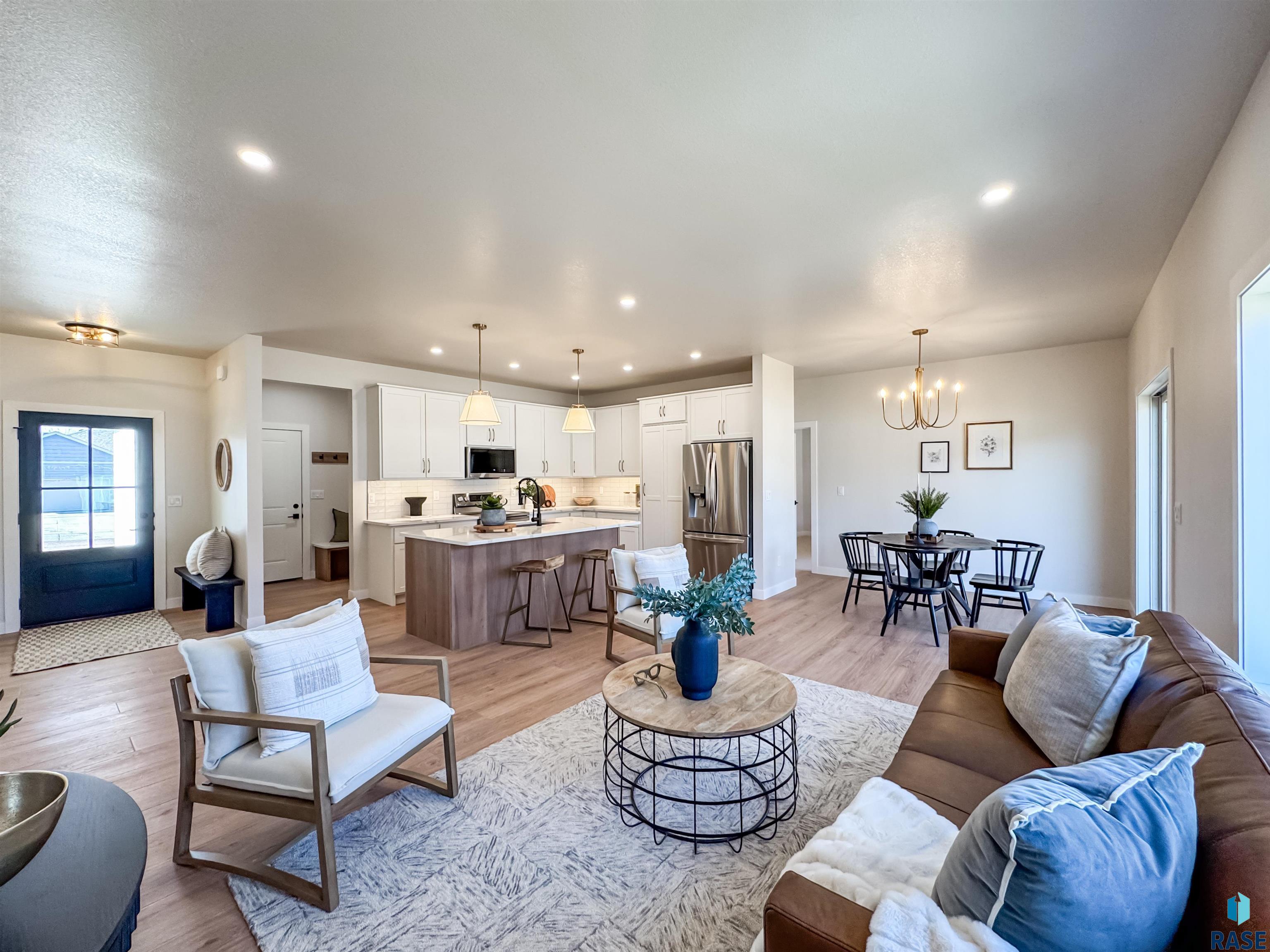 1520 E Birch St Street