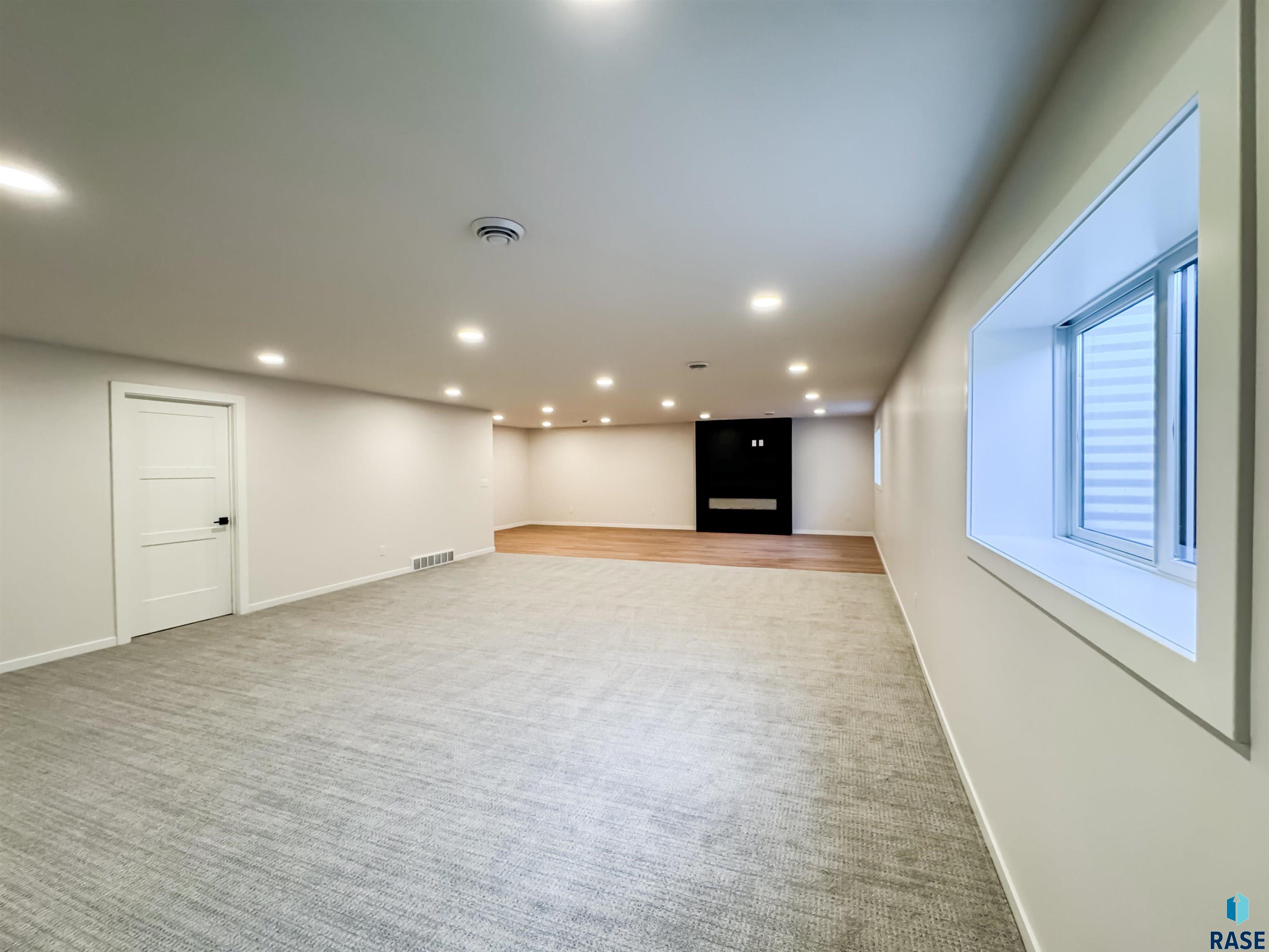 1520 E Birch St Street