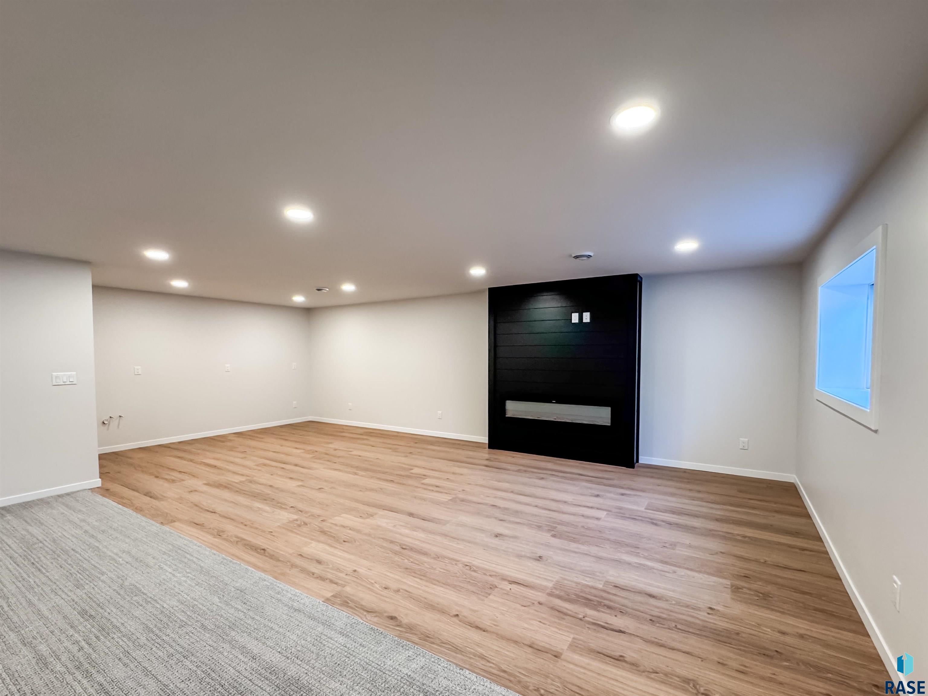 1520 E Birch St Street