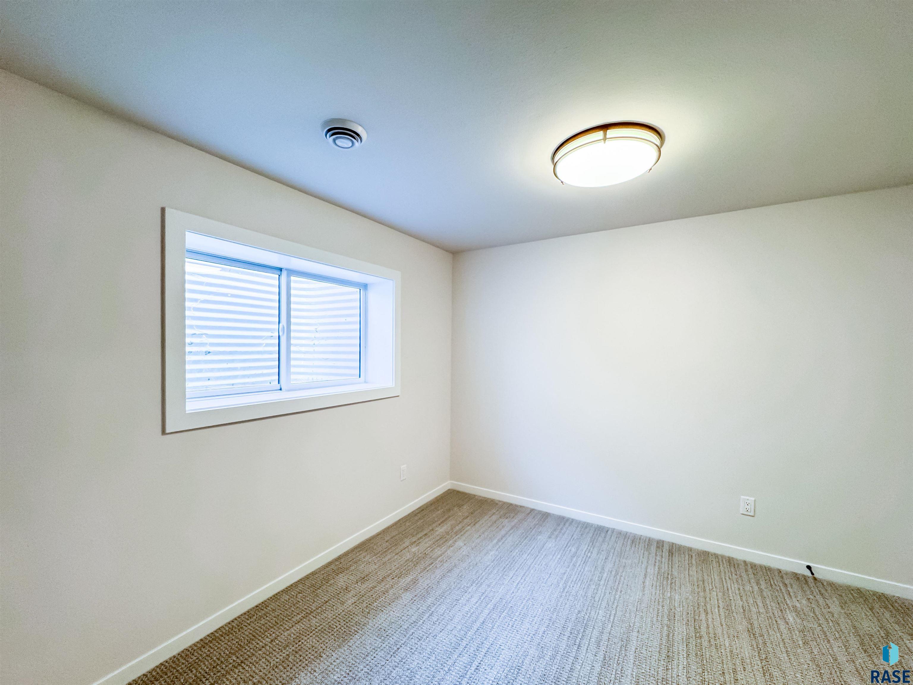 1520 E Birch St Street