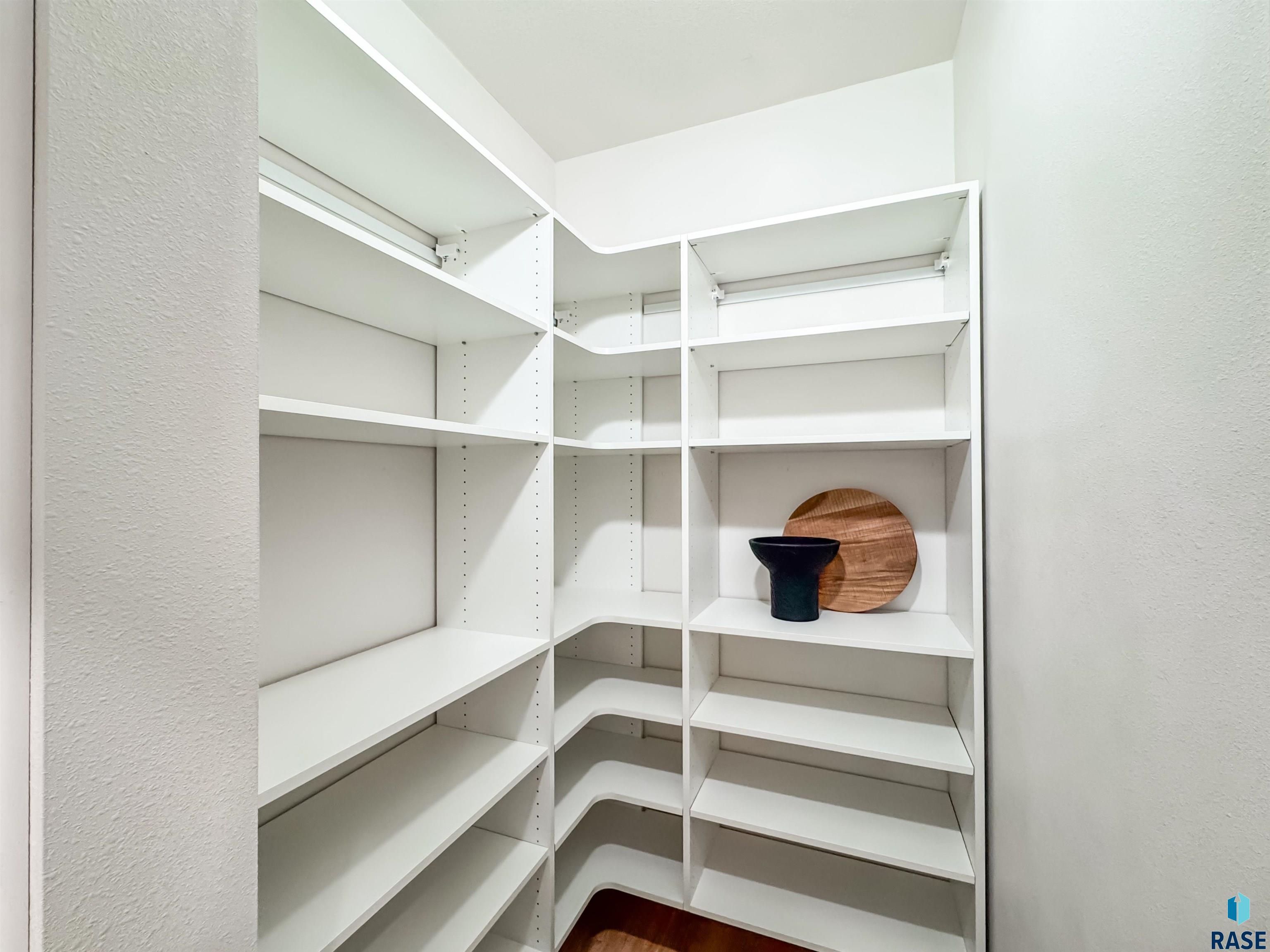 1520 E Birch St Street