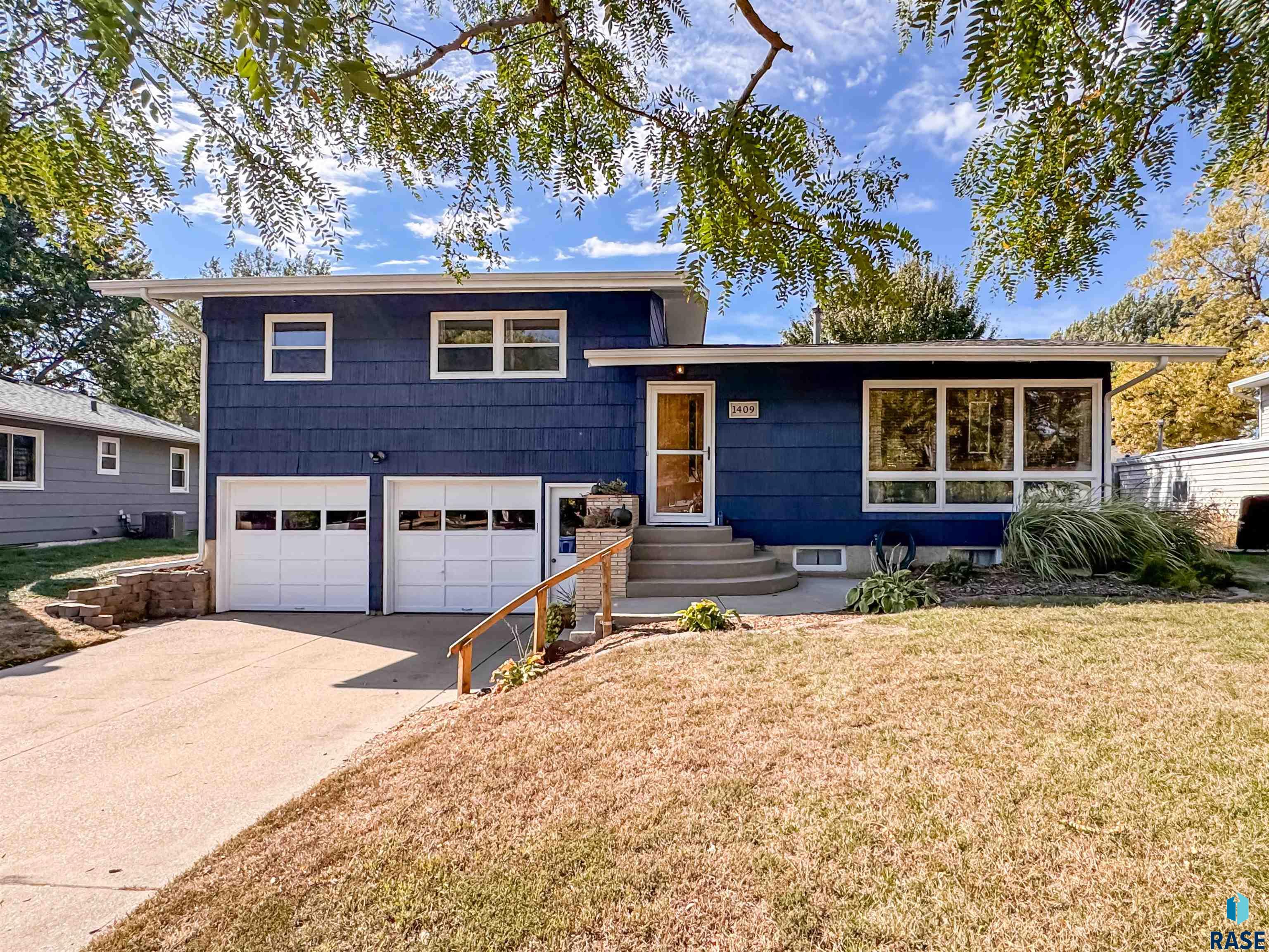 1409 S Riverdale Rd Road