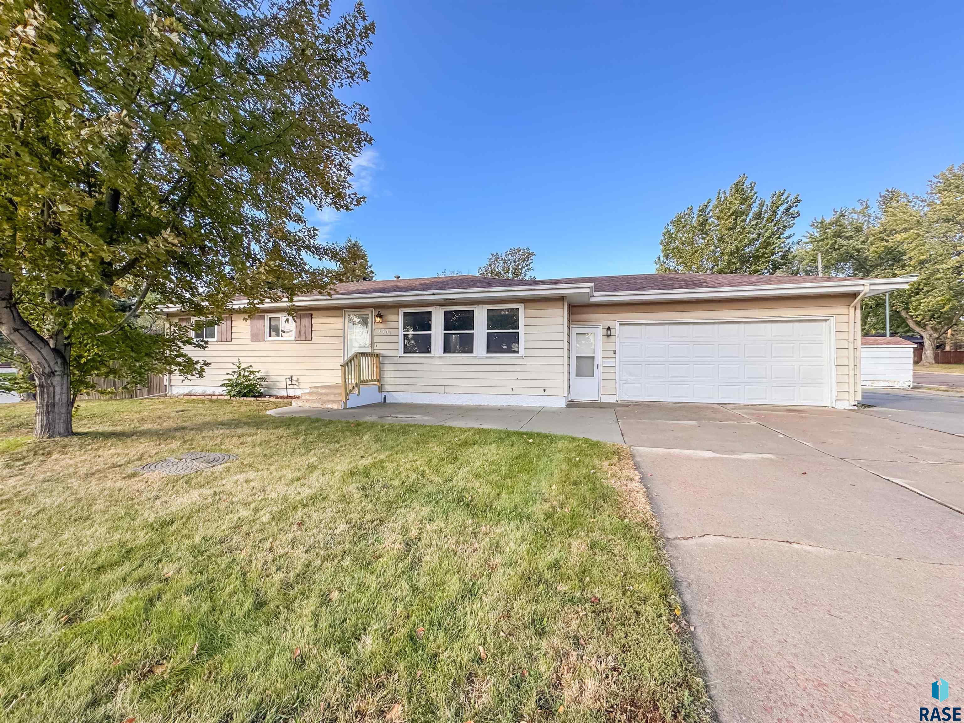 3301 S Terry Ave Avenue