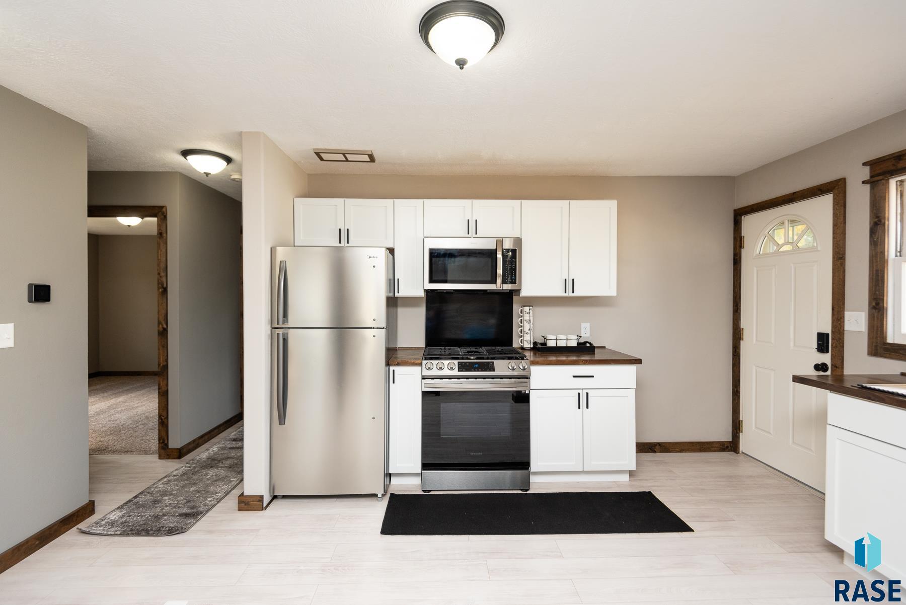 405 S Blaine Ave Avenue