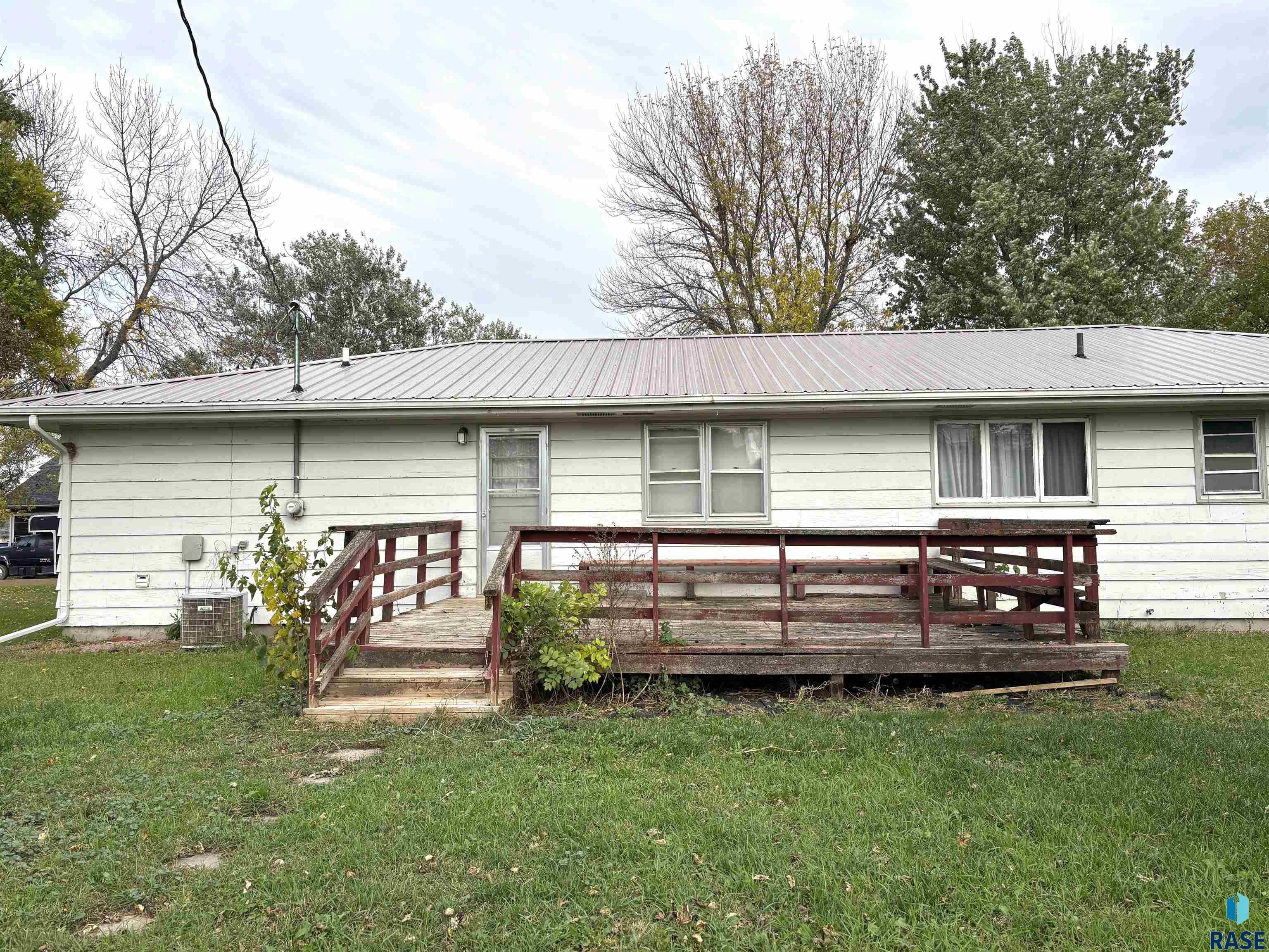 317 Maple Ave Se Avenue SE