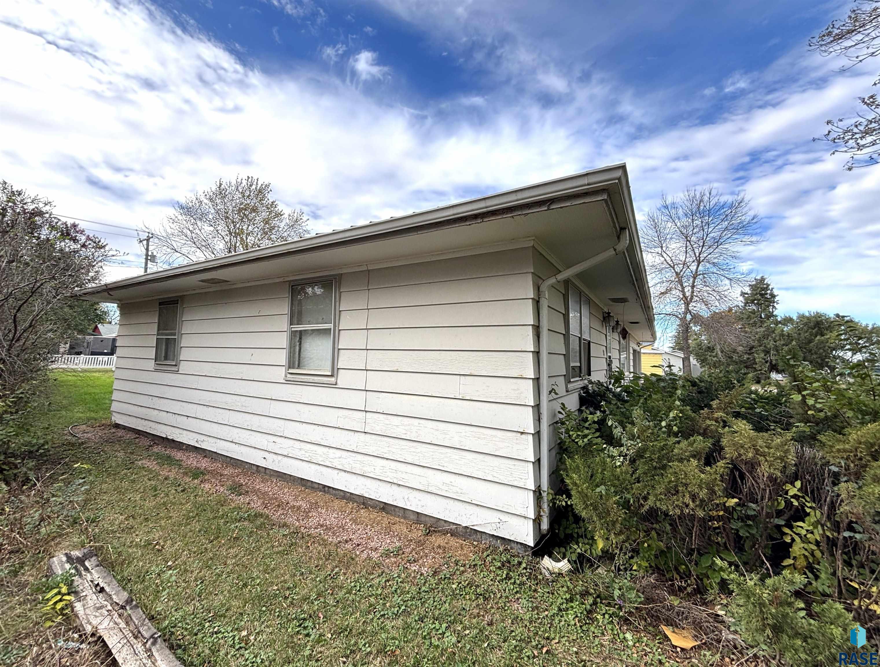 317 Maple Ave Se Avenue SE