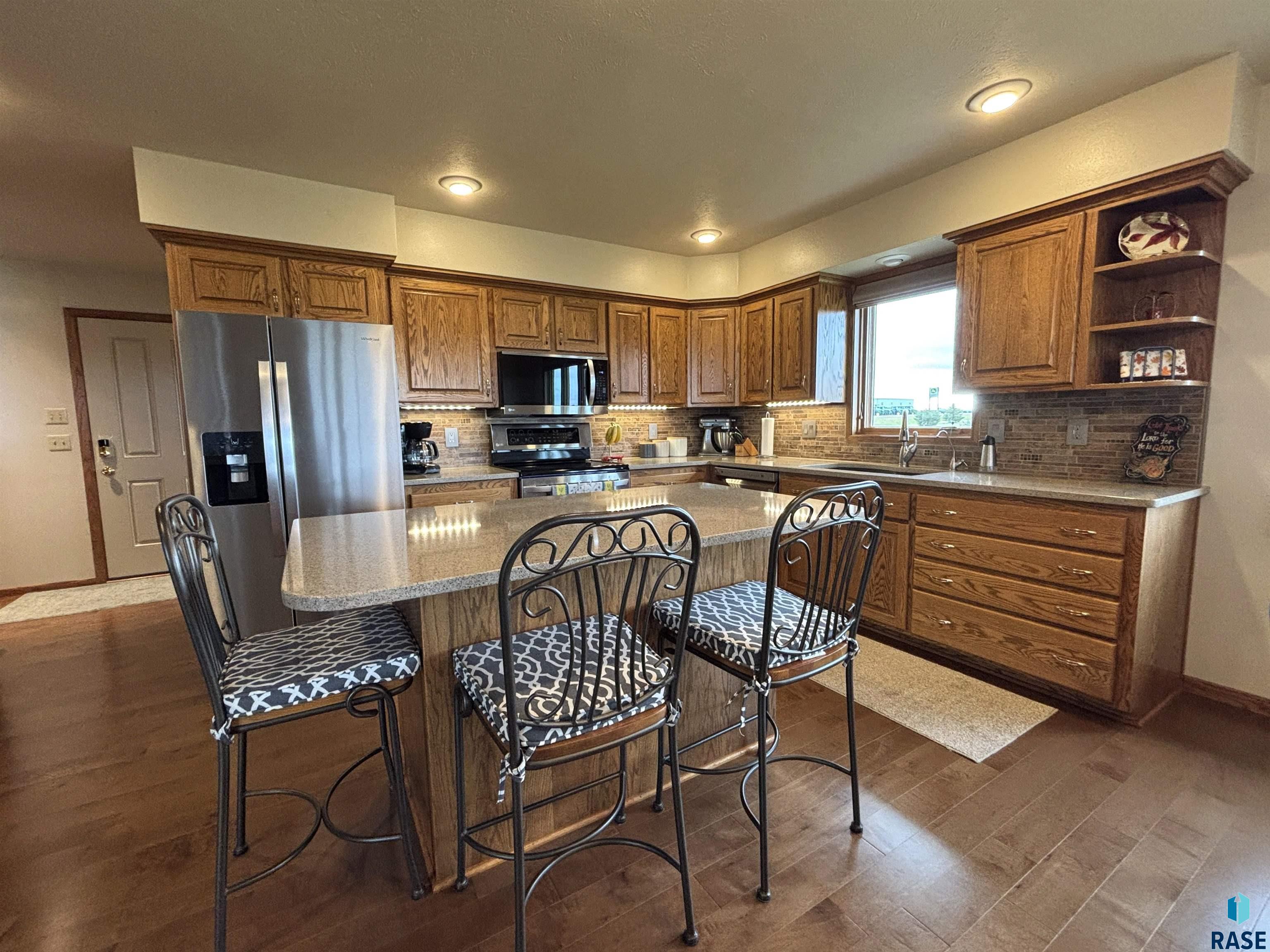 2009 N Broadway Ave Avenue