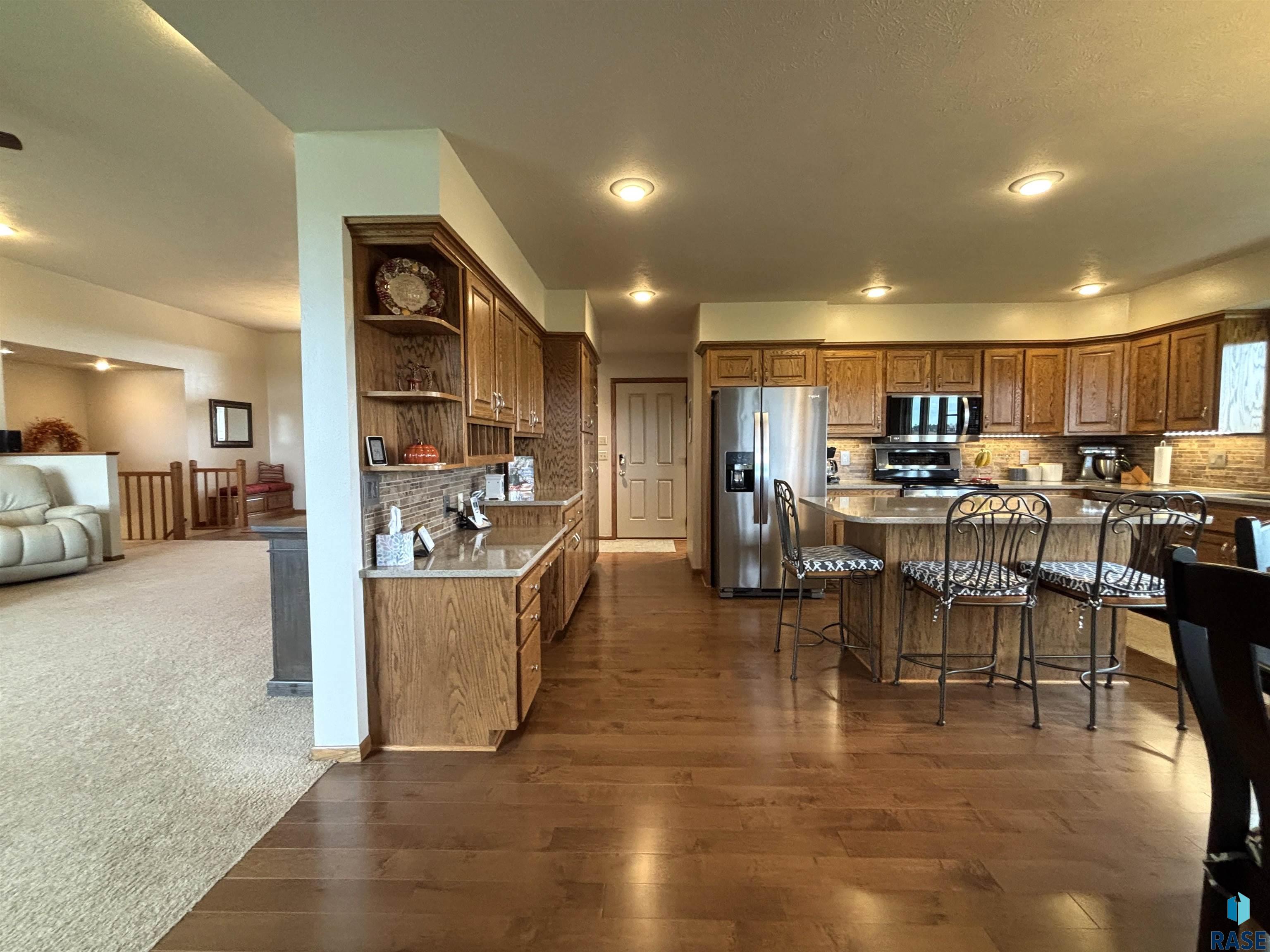 2009 N Broadway Ave Avenue