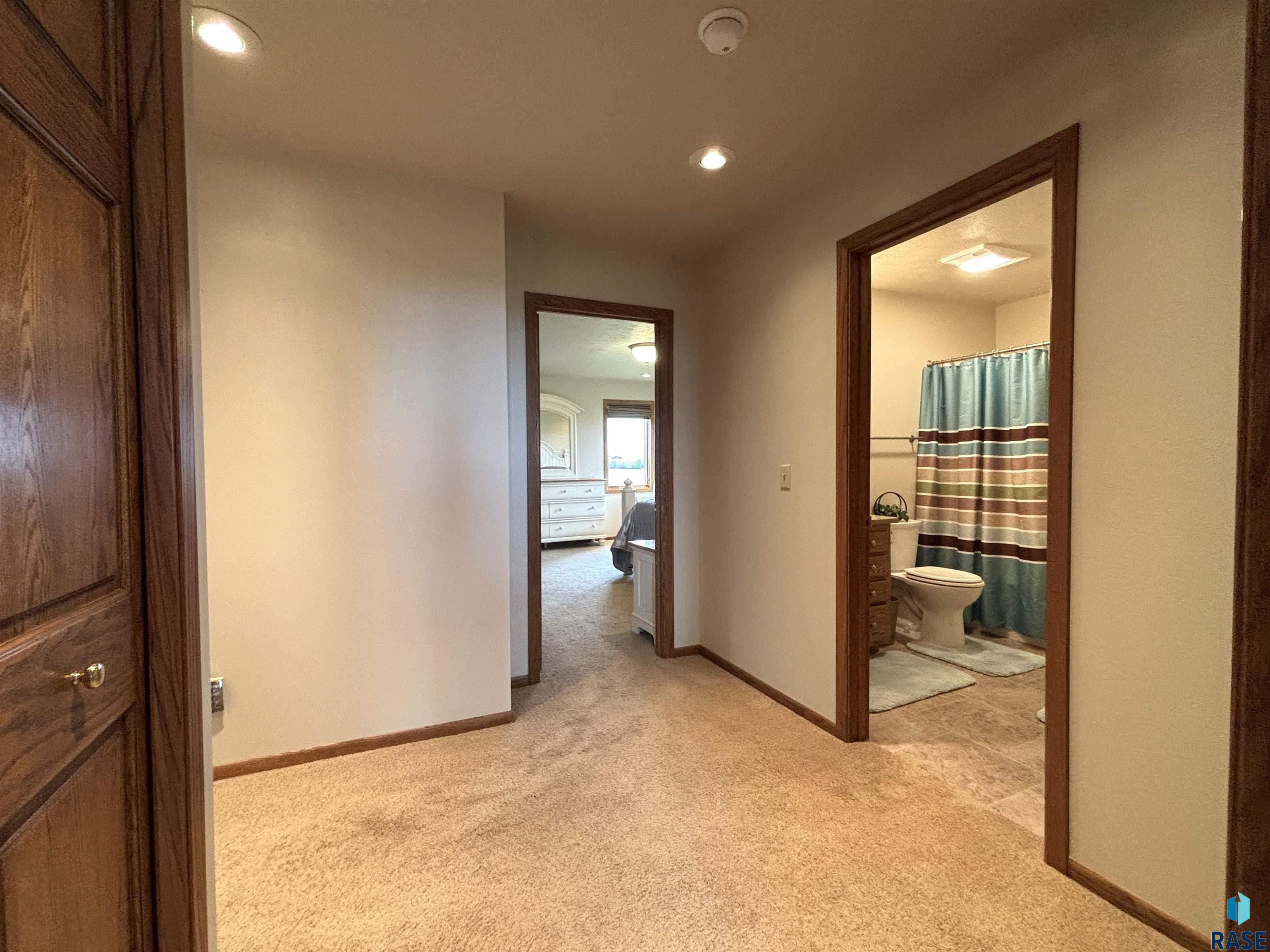 2009 N Broadway Ave Avenue