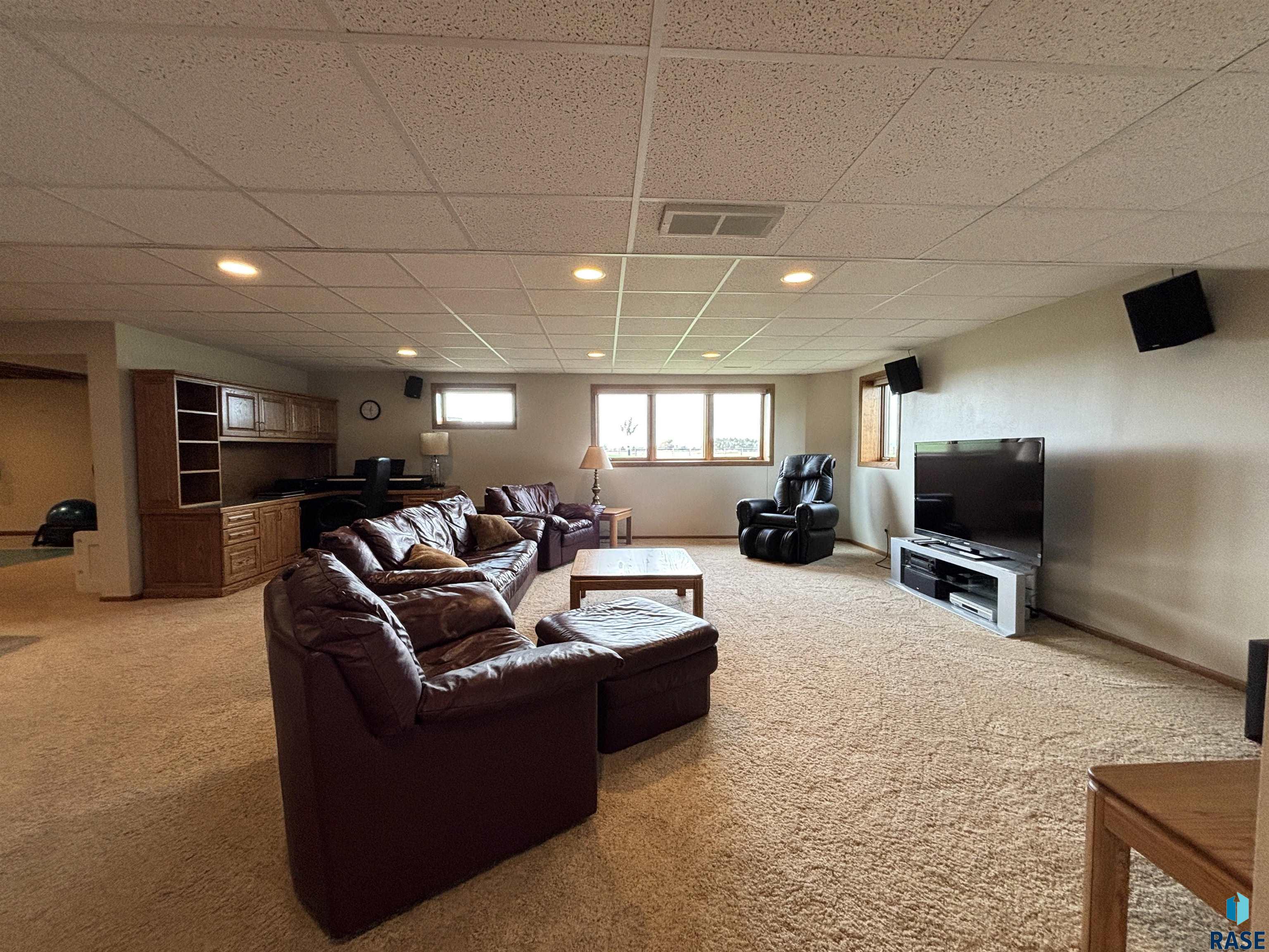 2009 N Broadway Ave Avenue