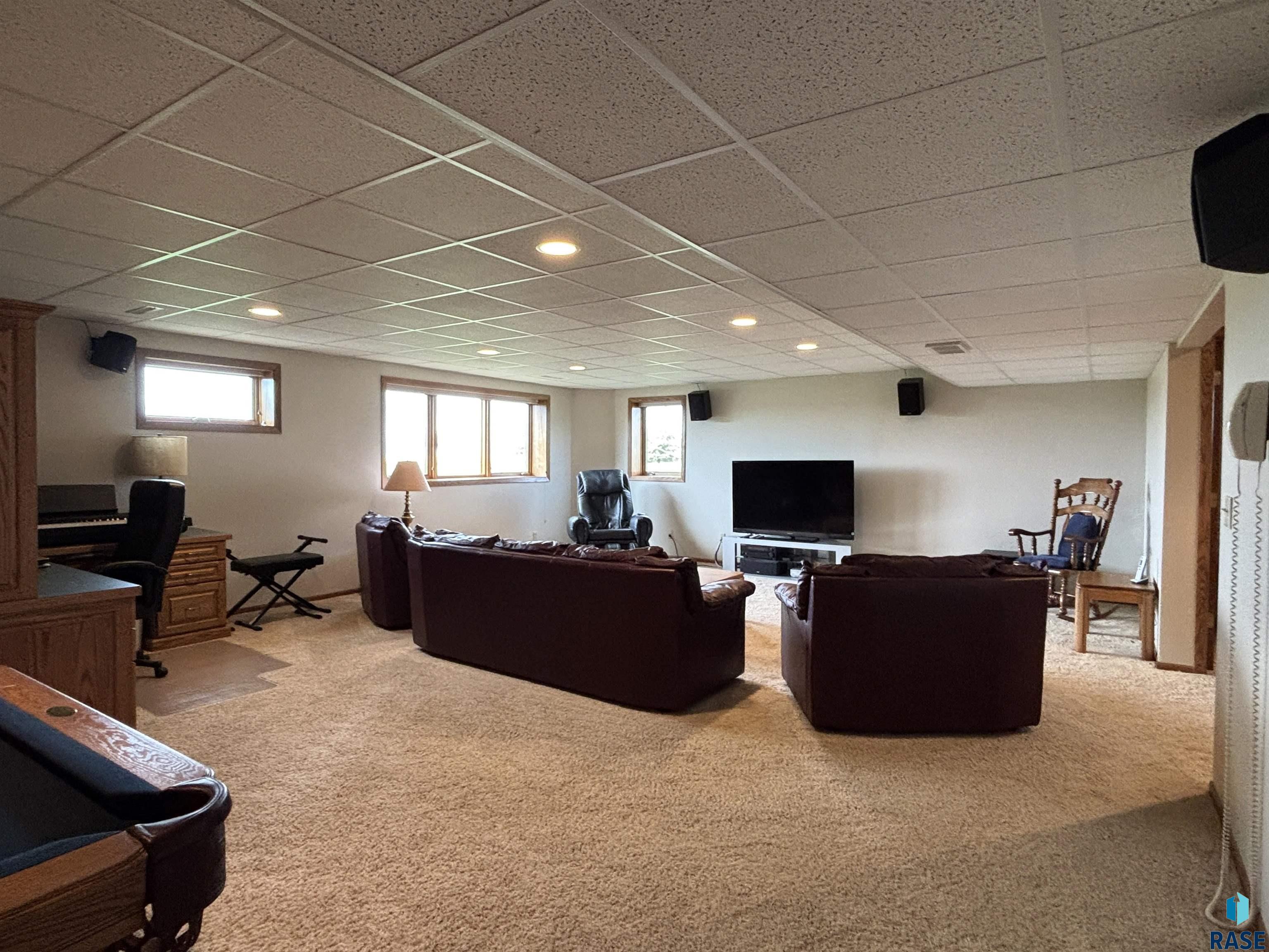 2009 N Broadway Ave Avenue