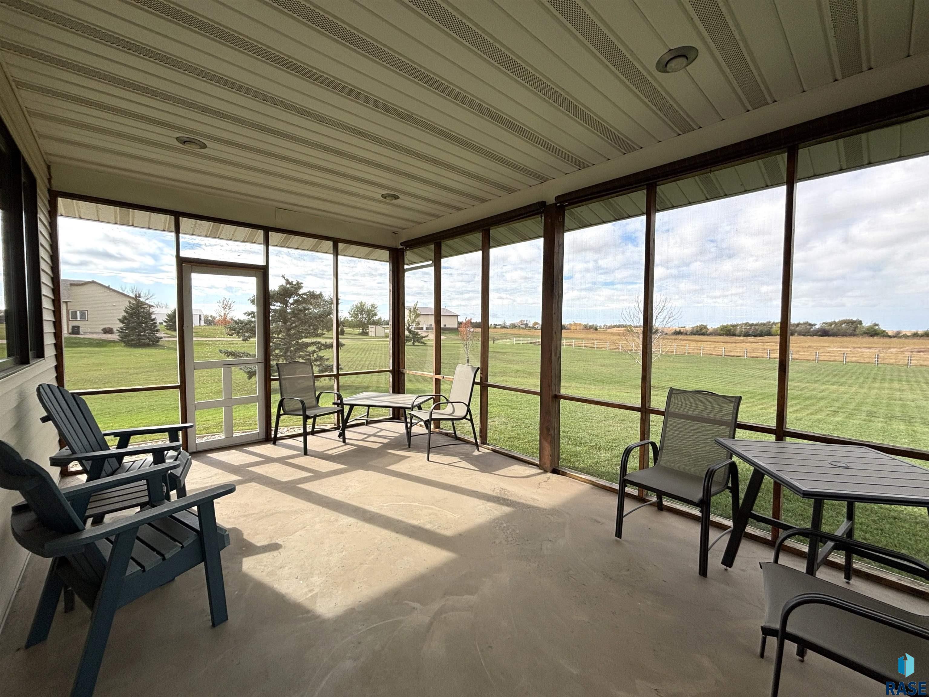 2009 N Broadway Ave Avenue