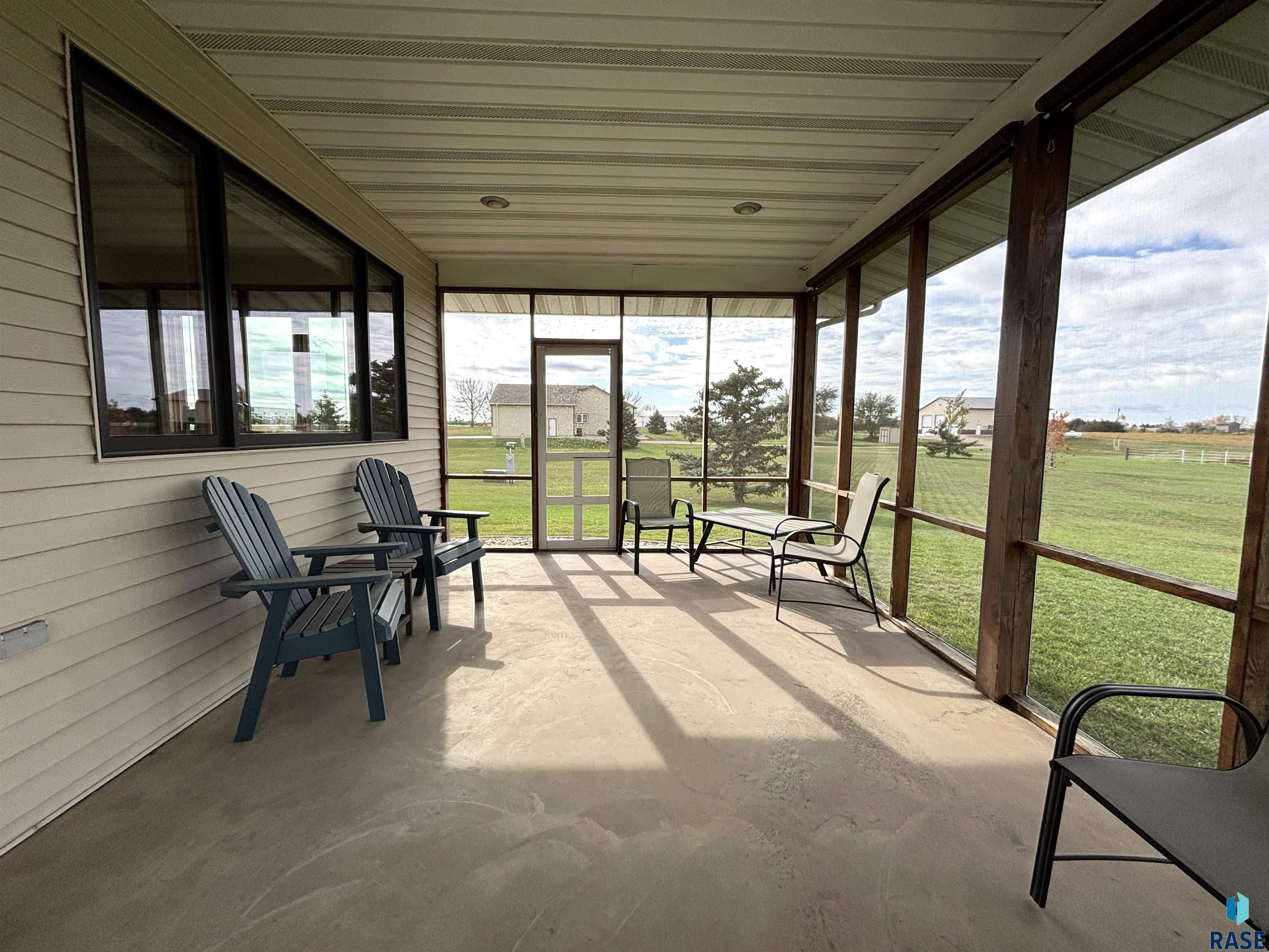 2009 N Broadway Ave Avenue