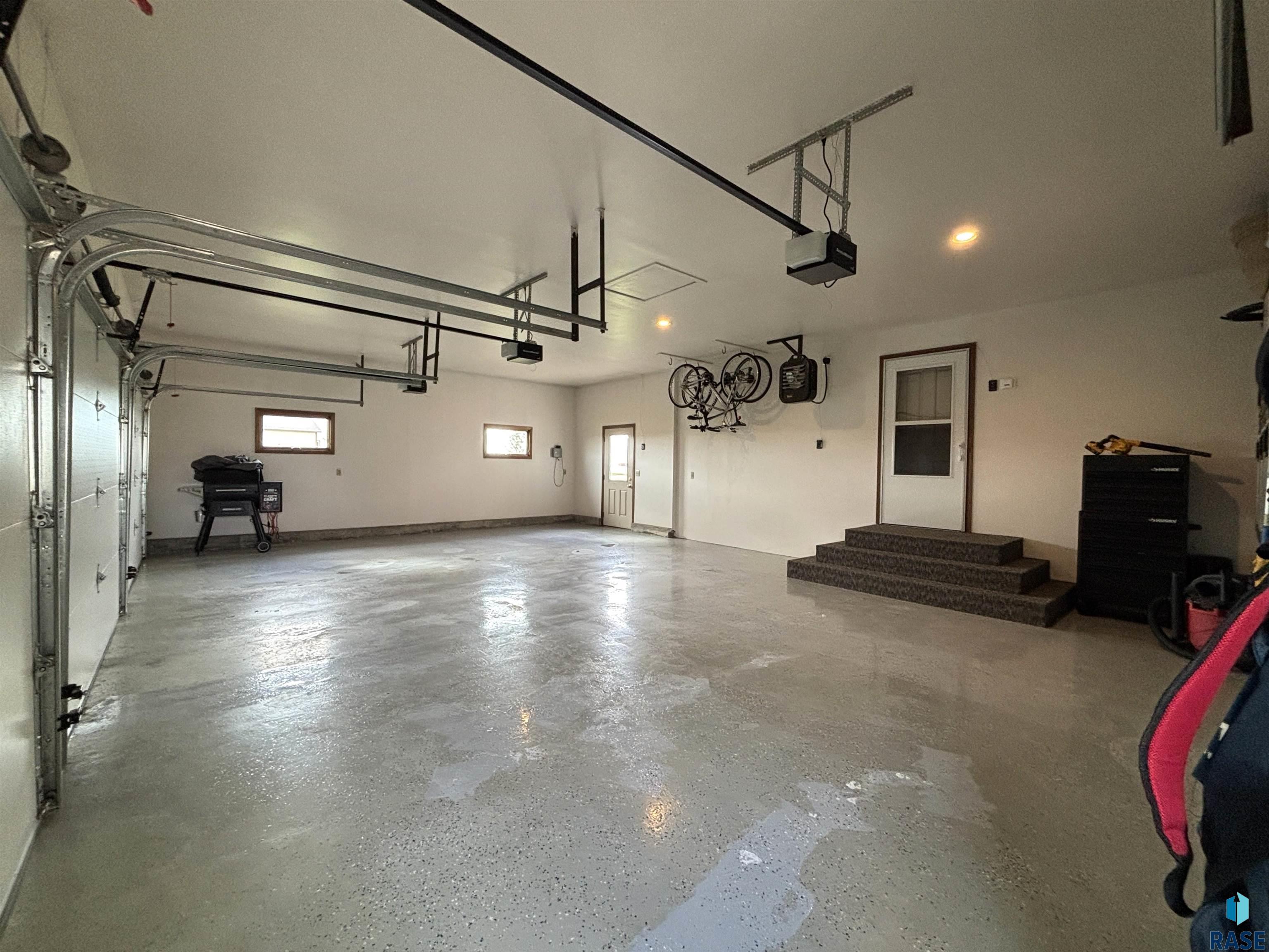 2009 N Broadway Ave Avenue