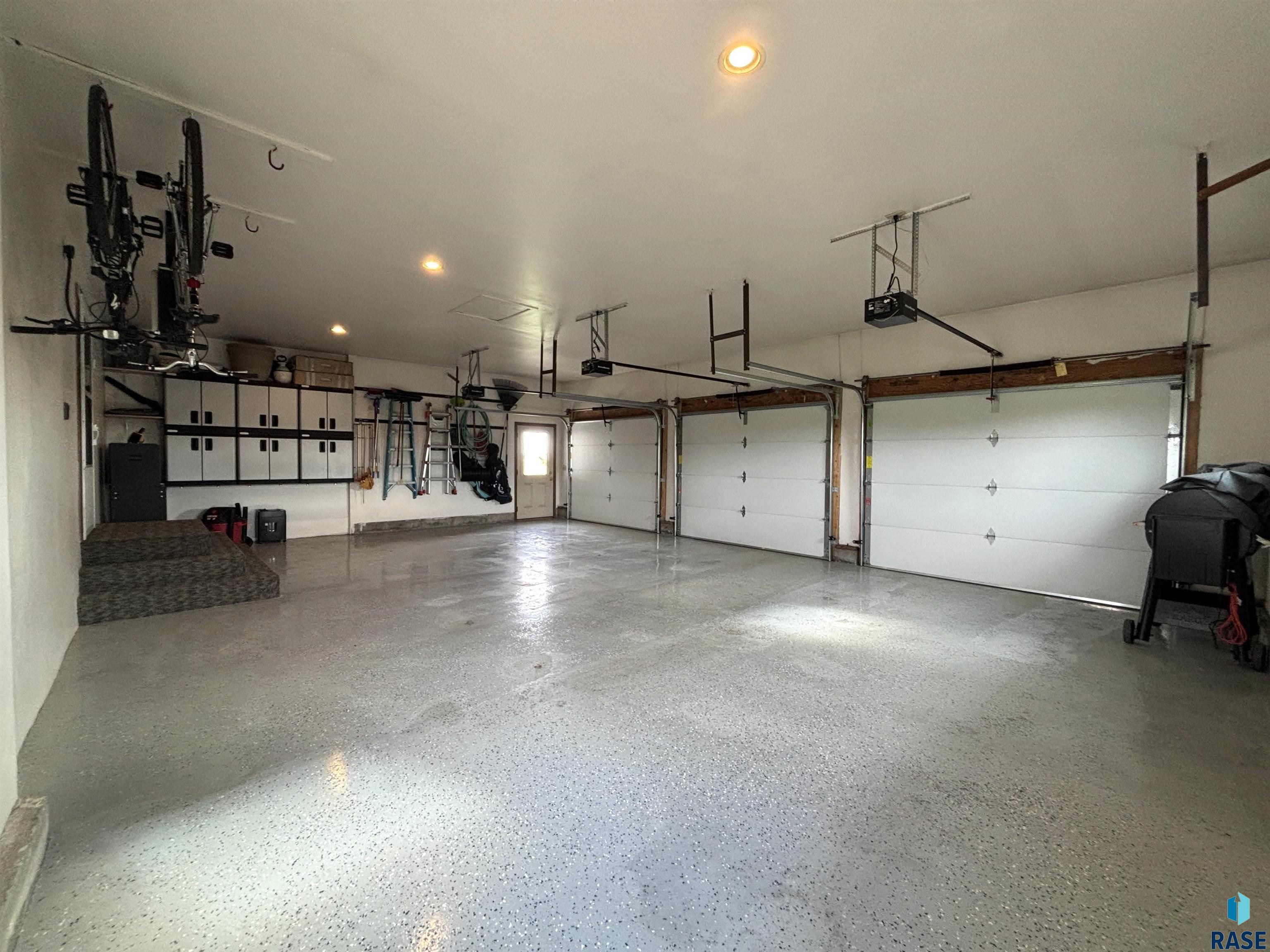 2009 N Broadway Ave Avenue