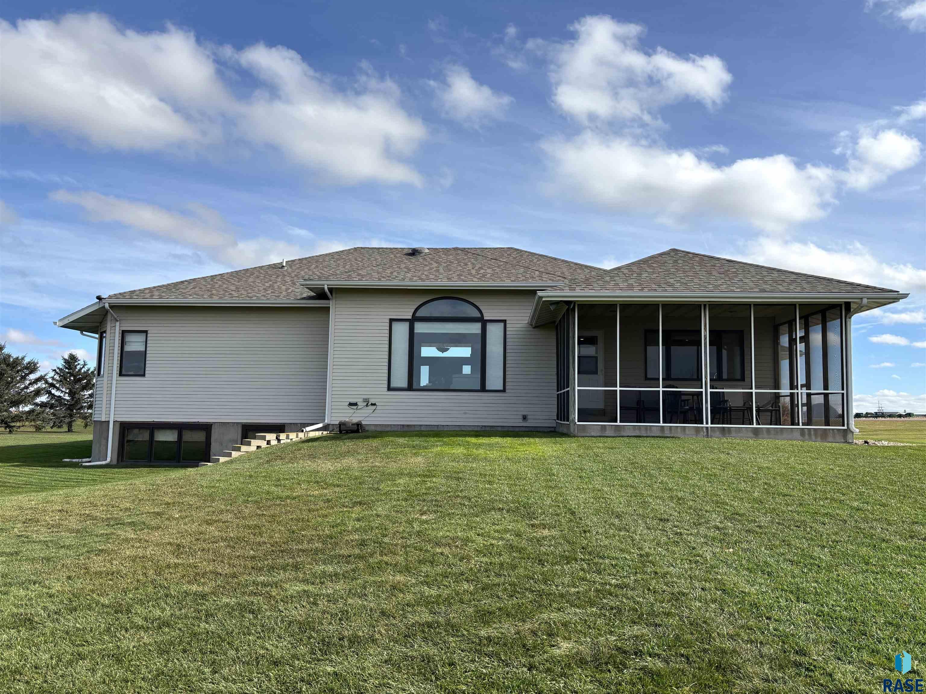 2009 N Broadway Ave Avenue