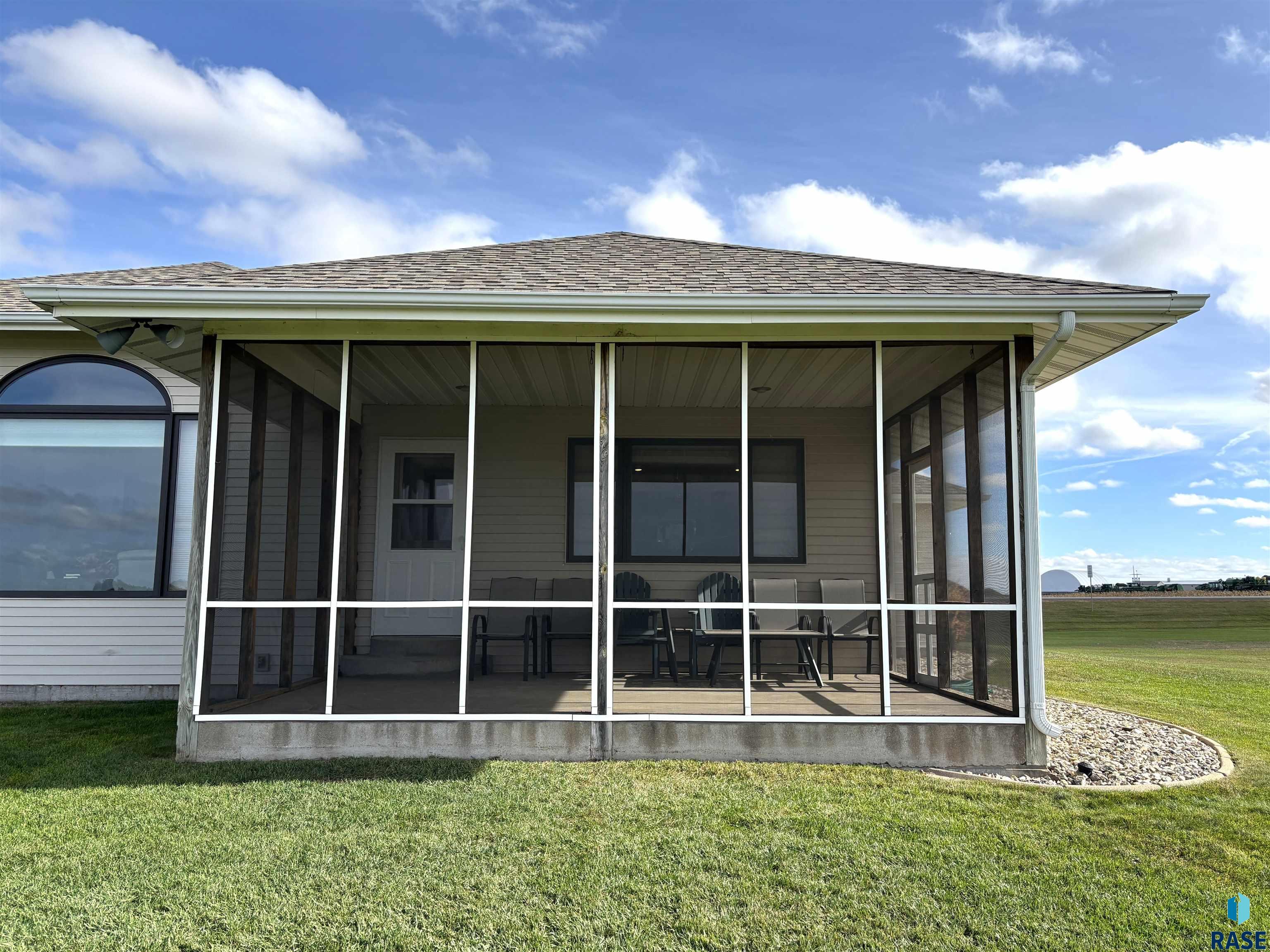 2009 N Broadway Ave Avenue