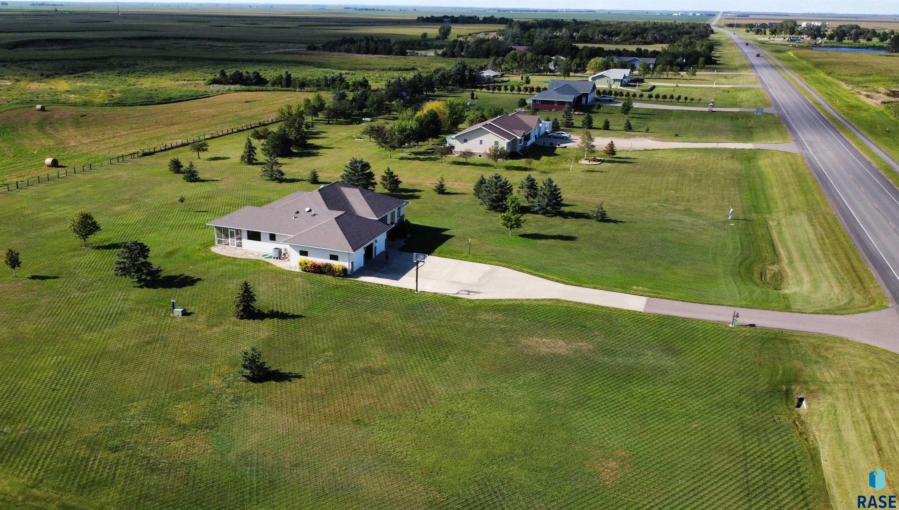 2009 N Broadway Ave Avenue