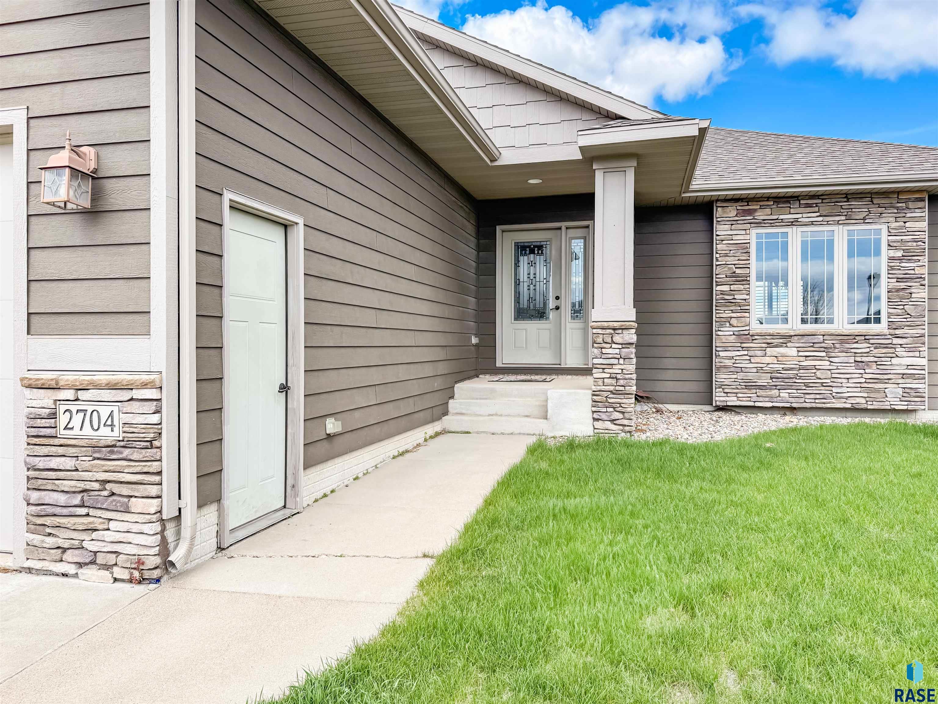 2704 E Augusta St Street