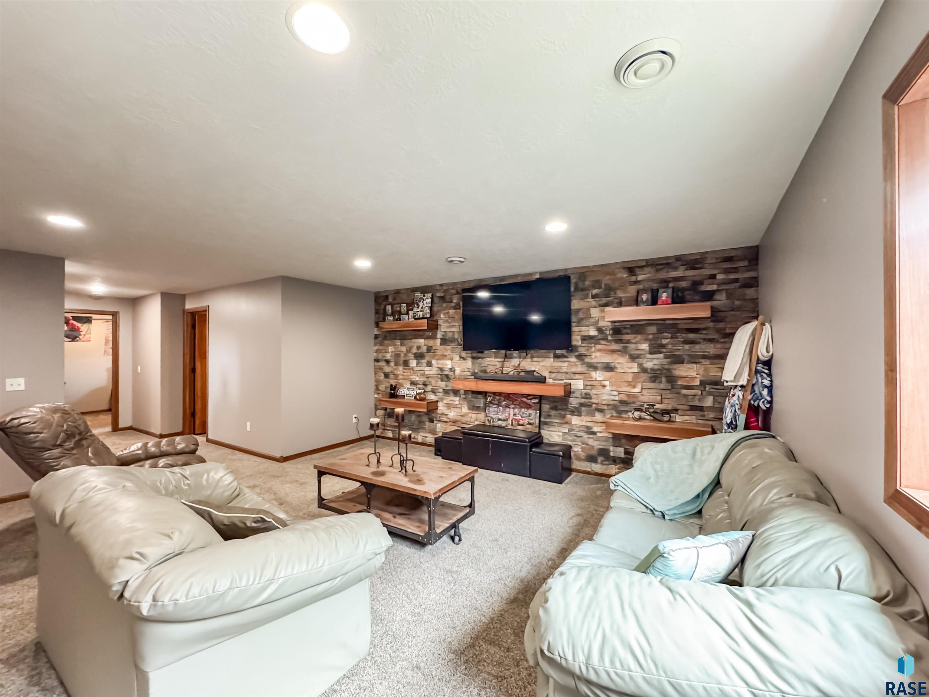 2704 E Augusta St Street