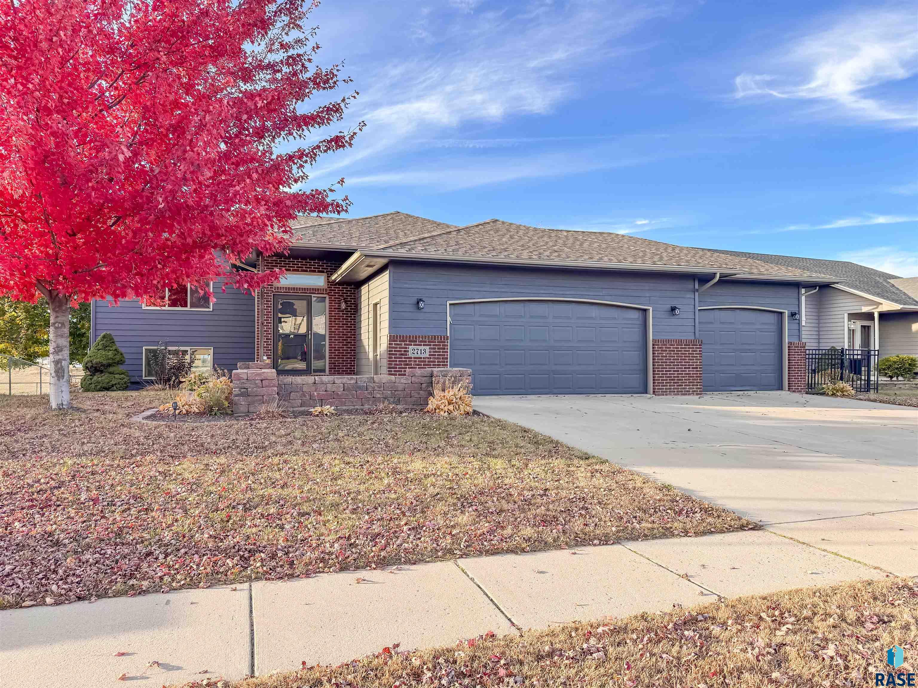 2713 N Vincent Ave Avenue