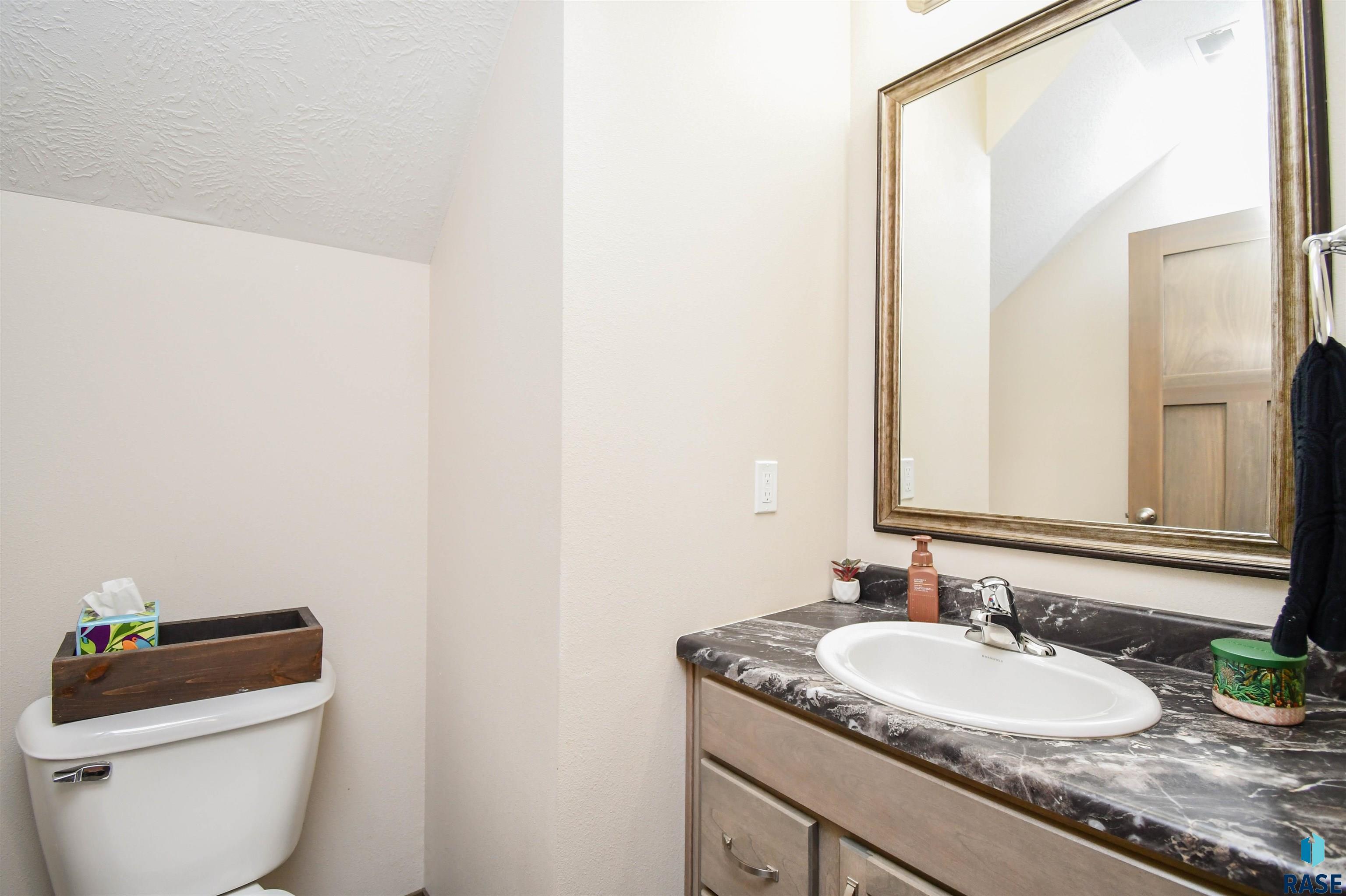 3009 S Richie Dr Drive