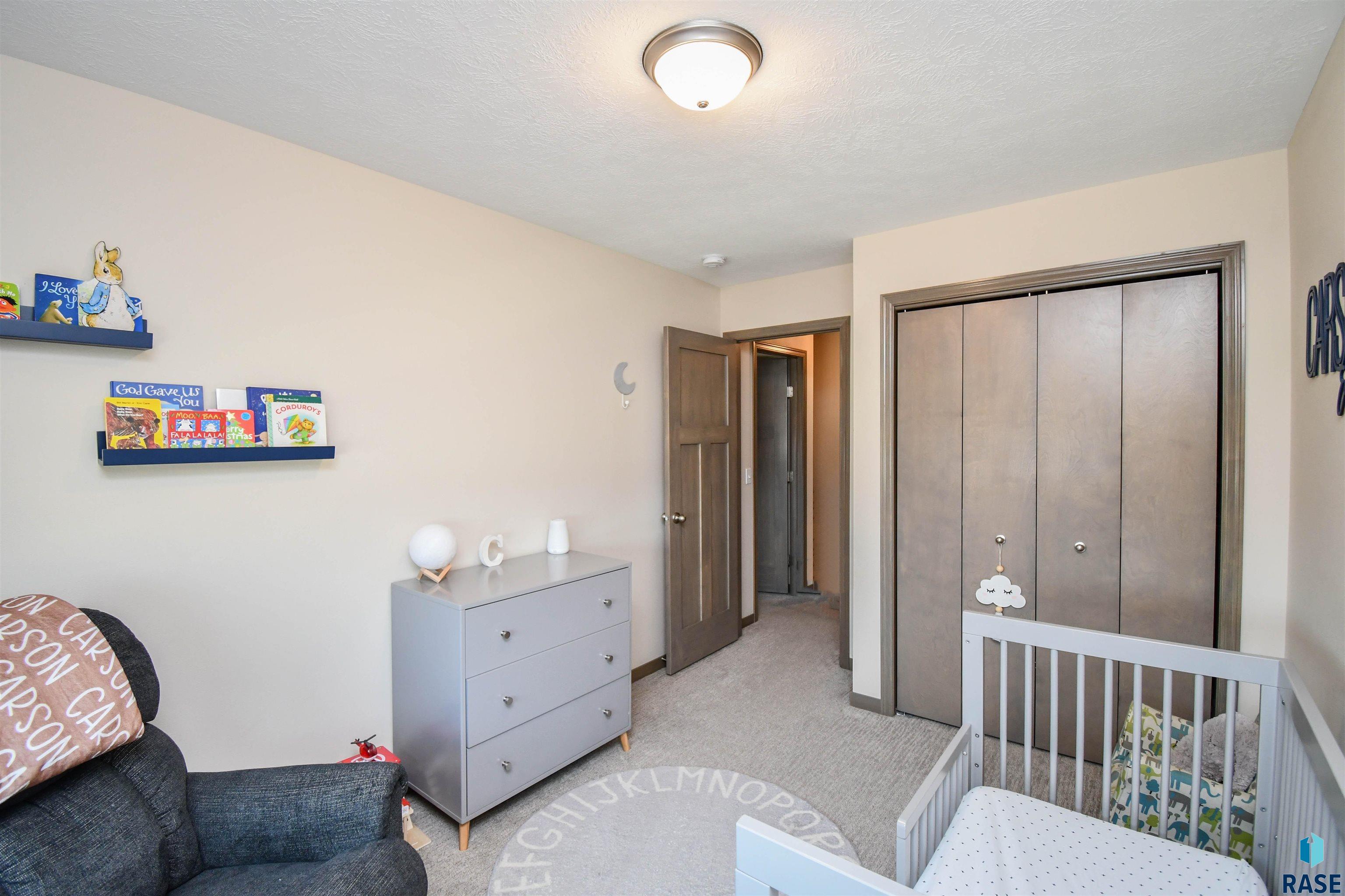 3009 S Richie Dr Drive