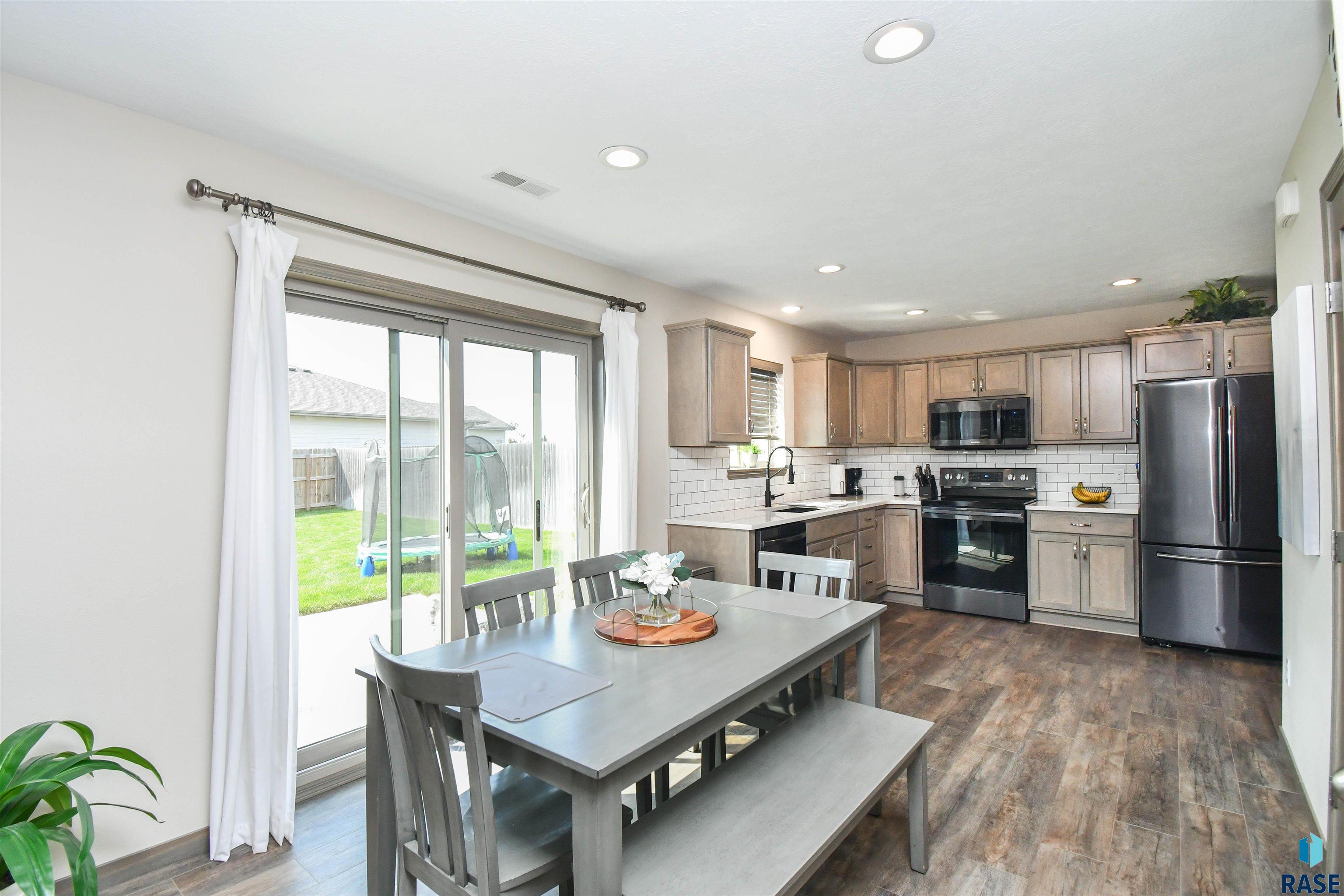 3009 S Richie Dr Drive