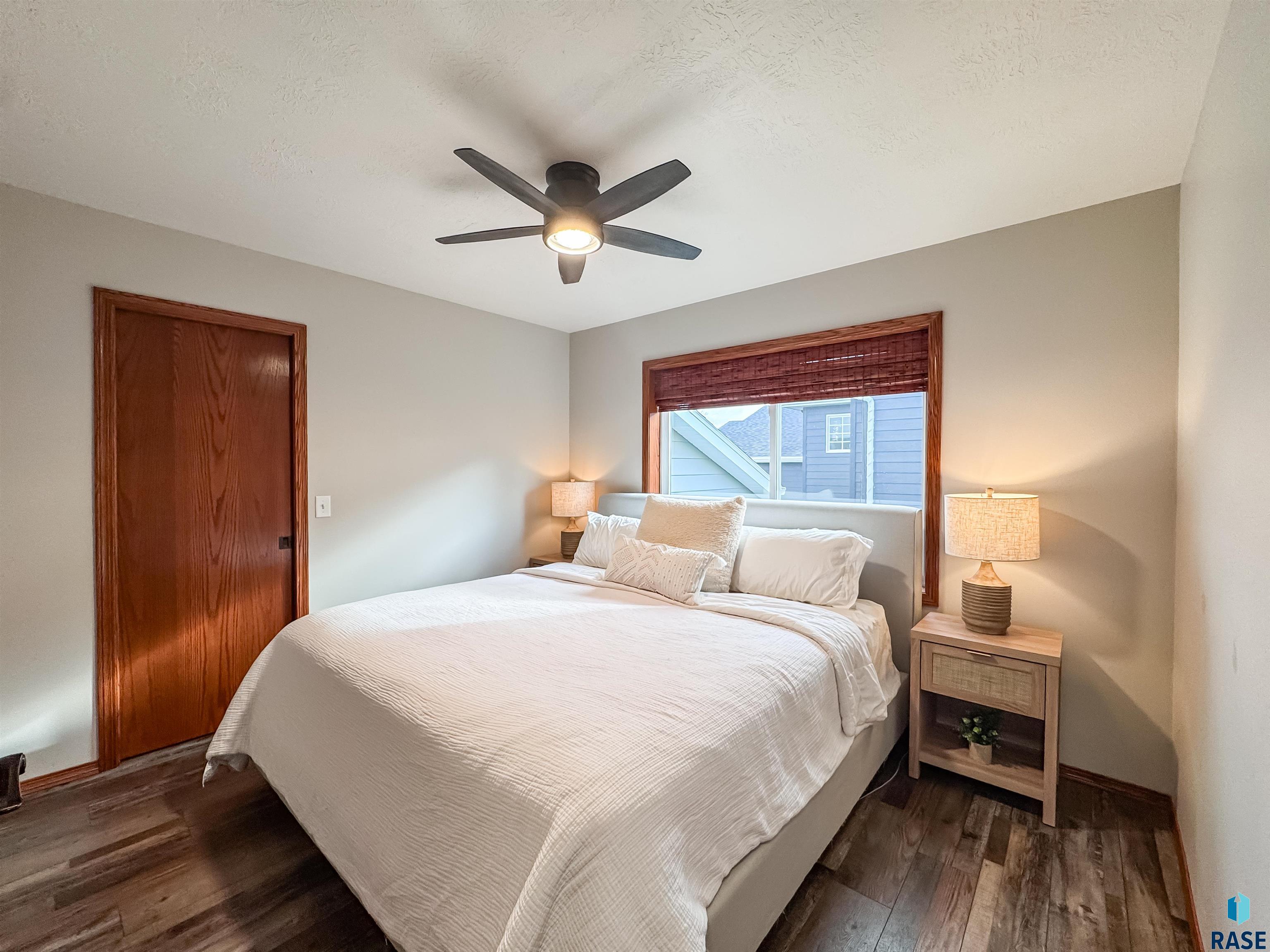 5617 W Hemlock Dr Drive