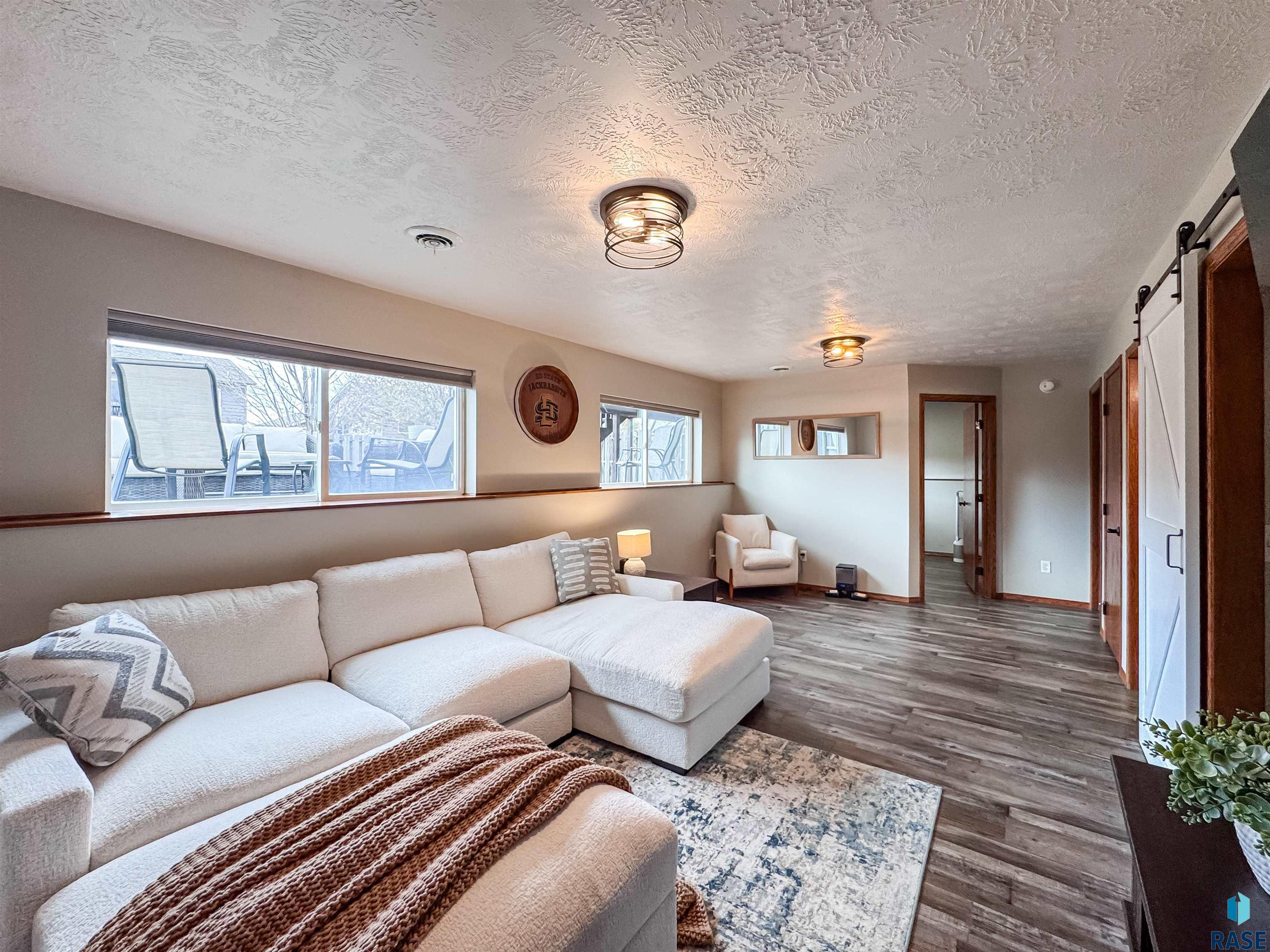 5617 W Hemlock Dr Drive