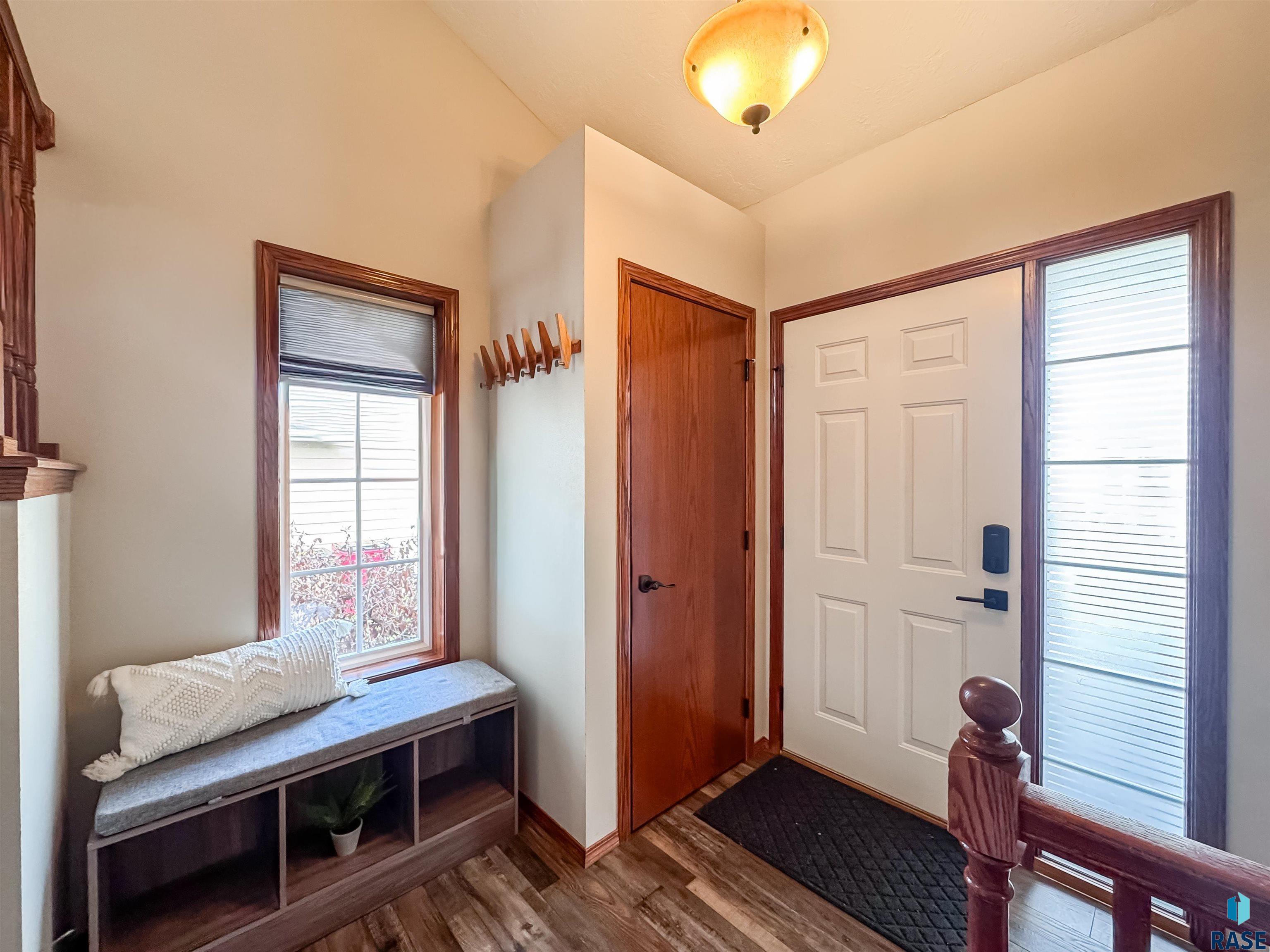 5617 W Hemlock Dr Drive