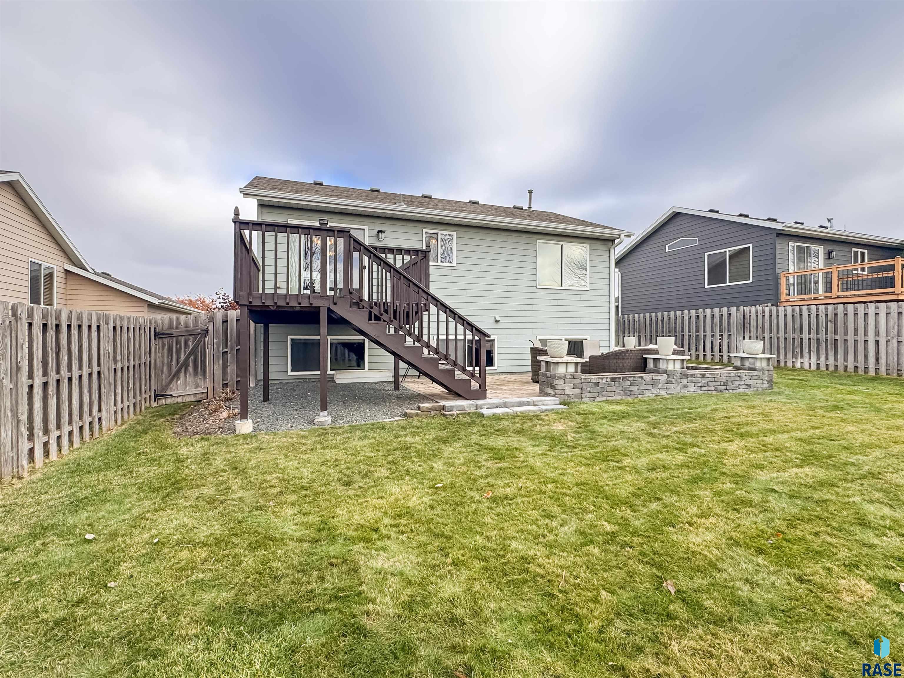 5617 W Hemlock Dr Drive