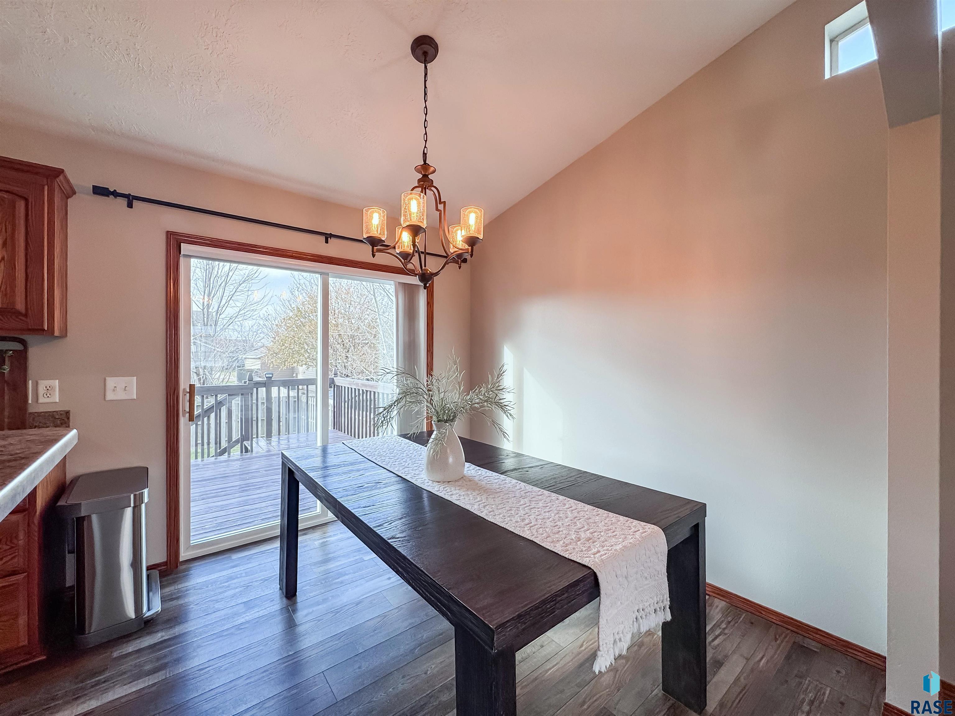 5617 W Hemlock Dr Drive