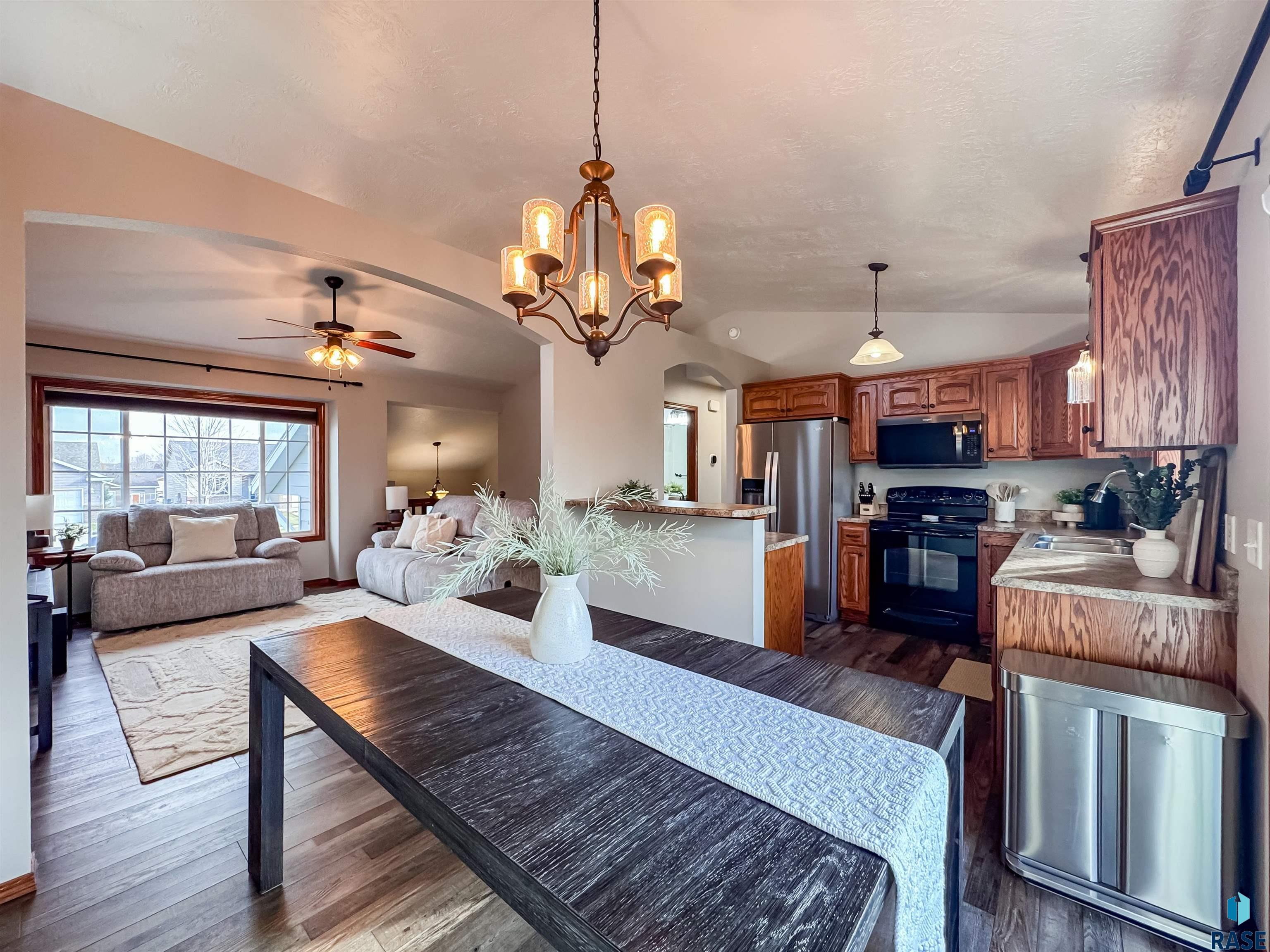 5617 W Hemlock Dr Drive