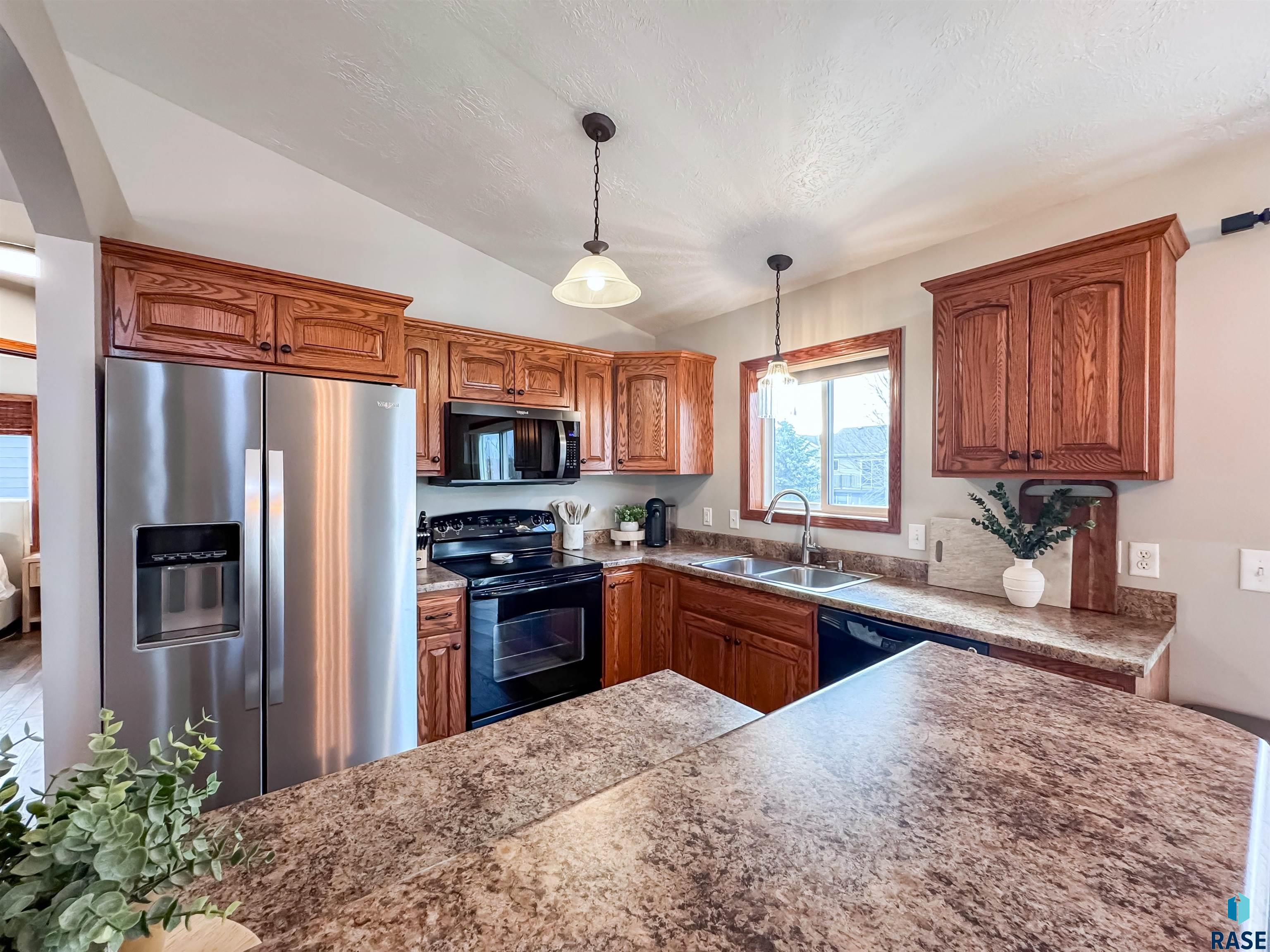 5617 W Hemlock Dr Drive