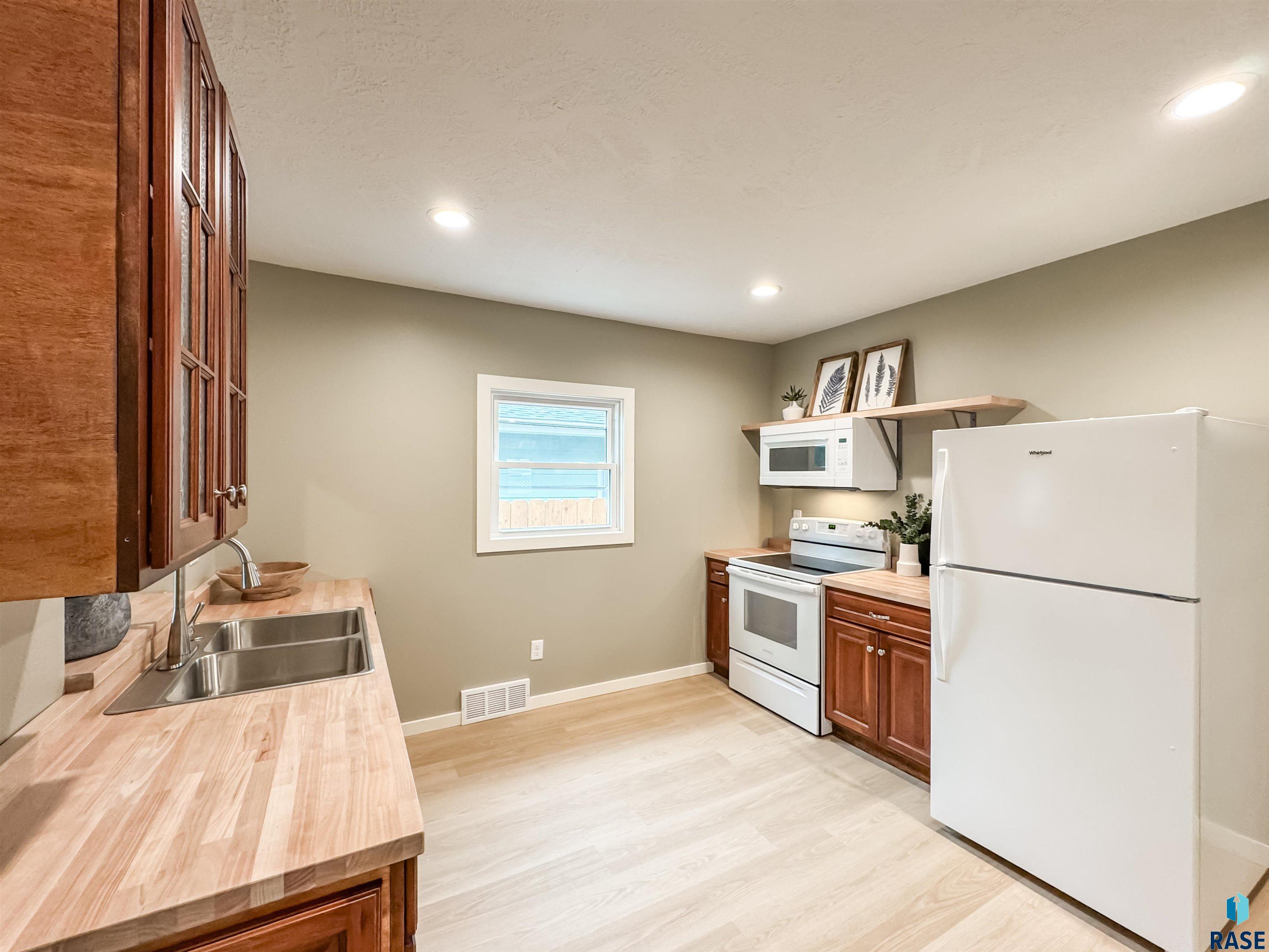 340 N Juniper Ave Avenue