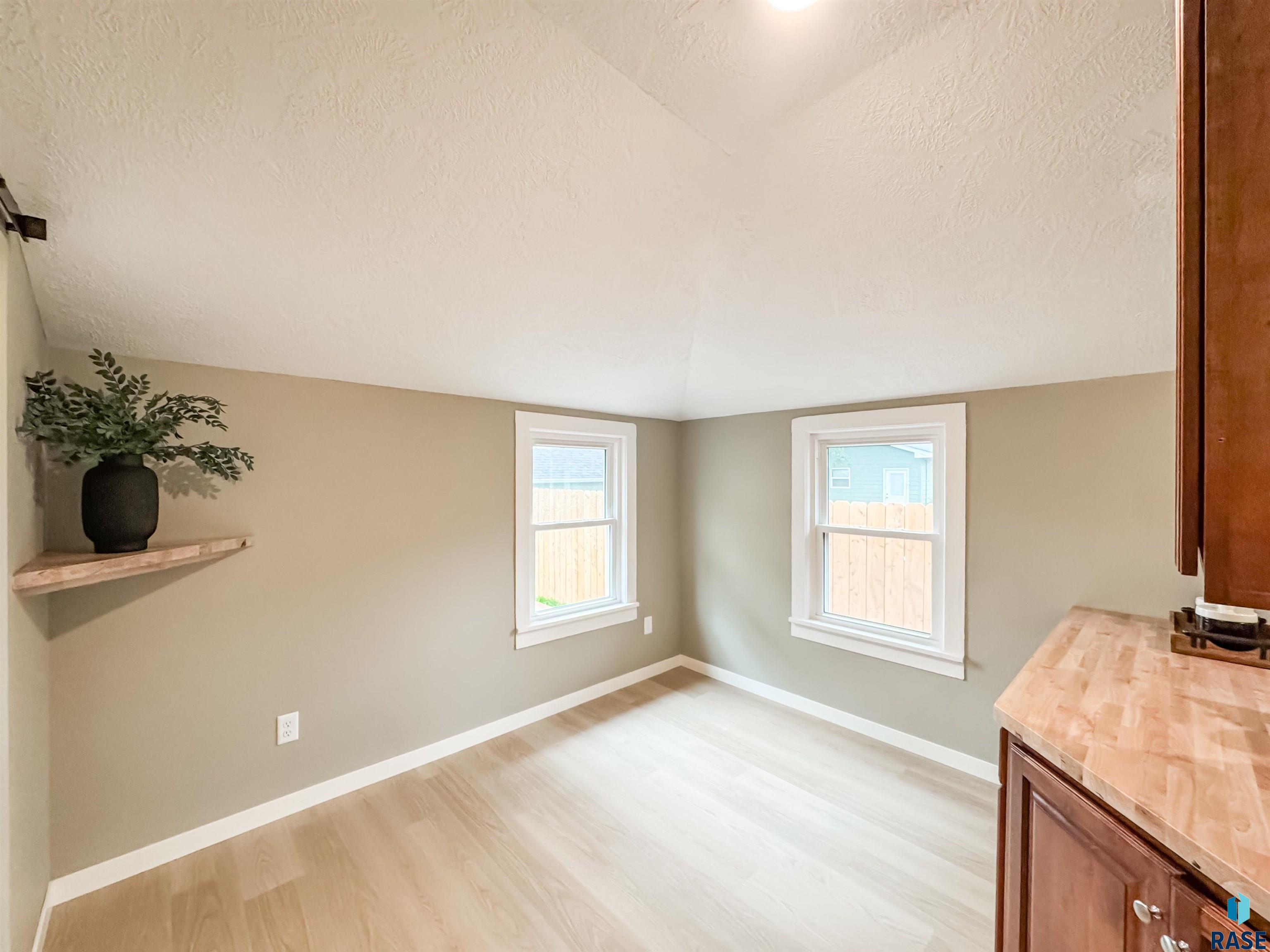 340 N Juniper Ave Avenue