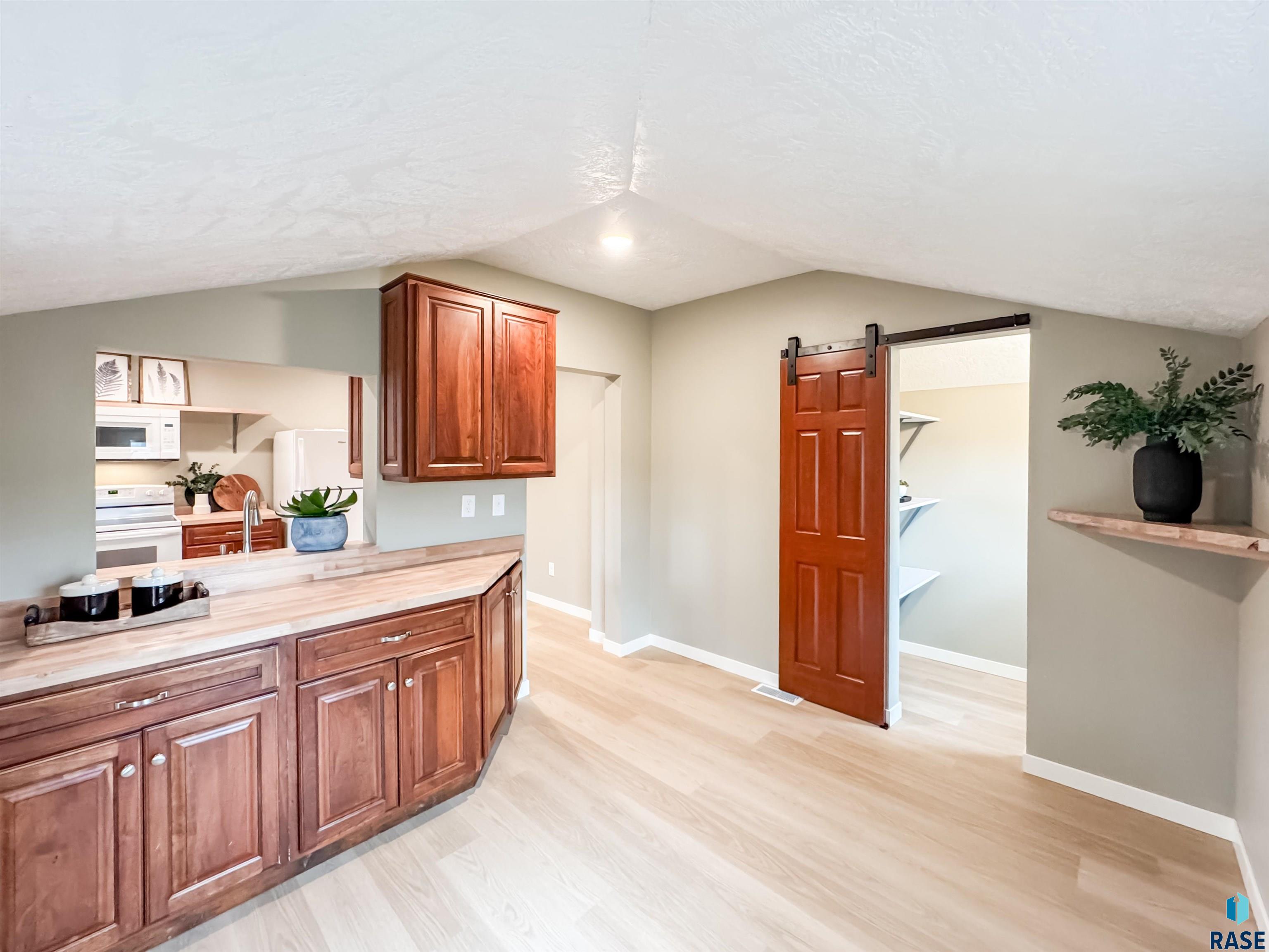 340 N Juniper Ave Avenue