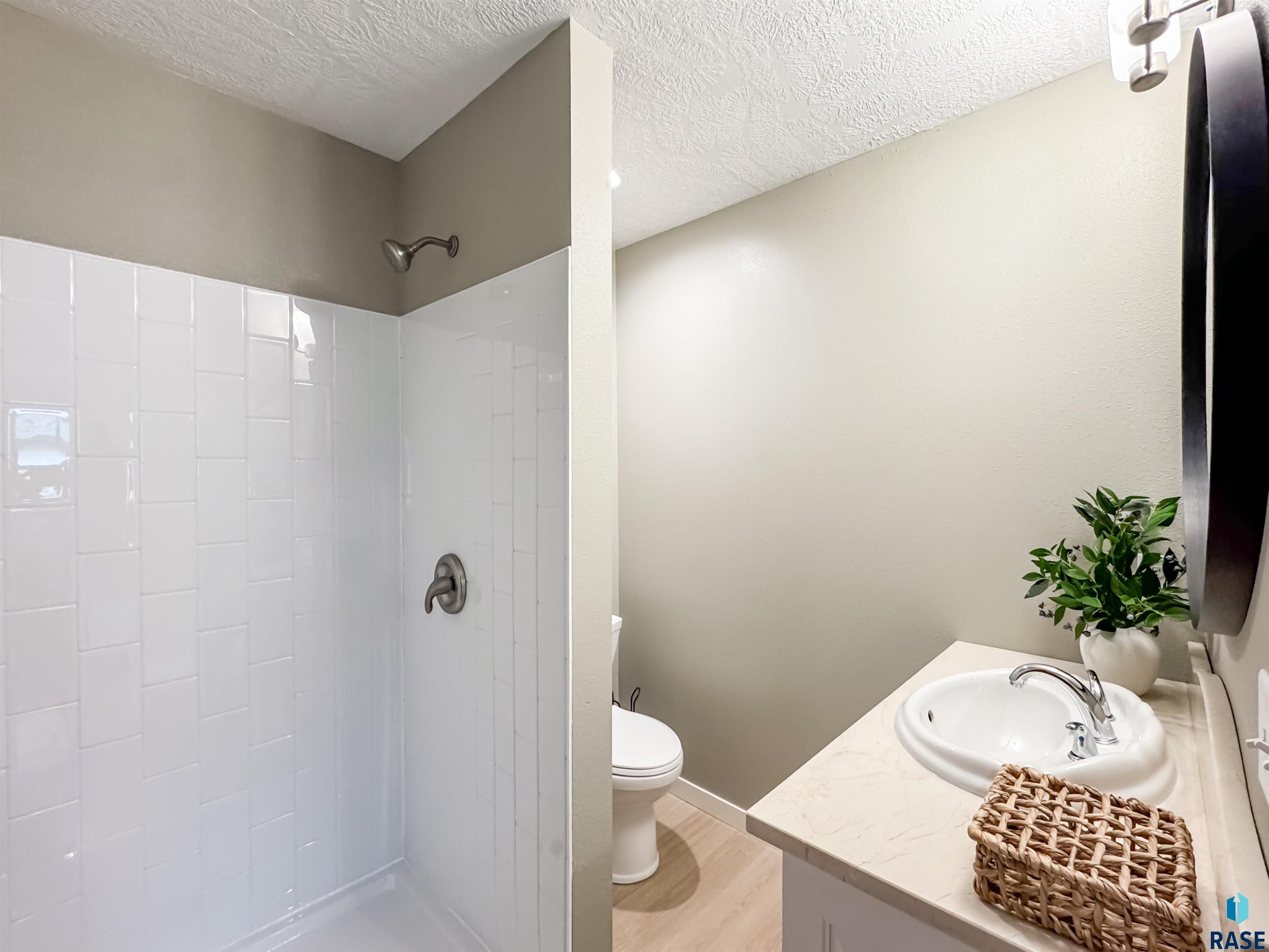 340 N Juniper Ave Avenue