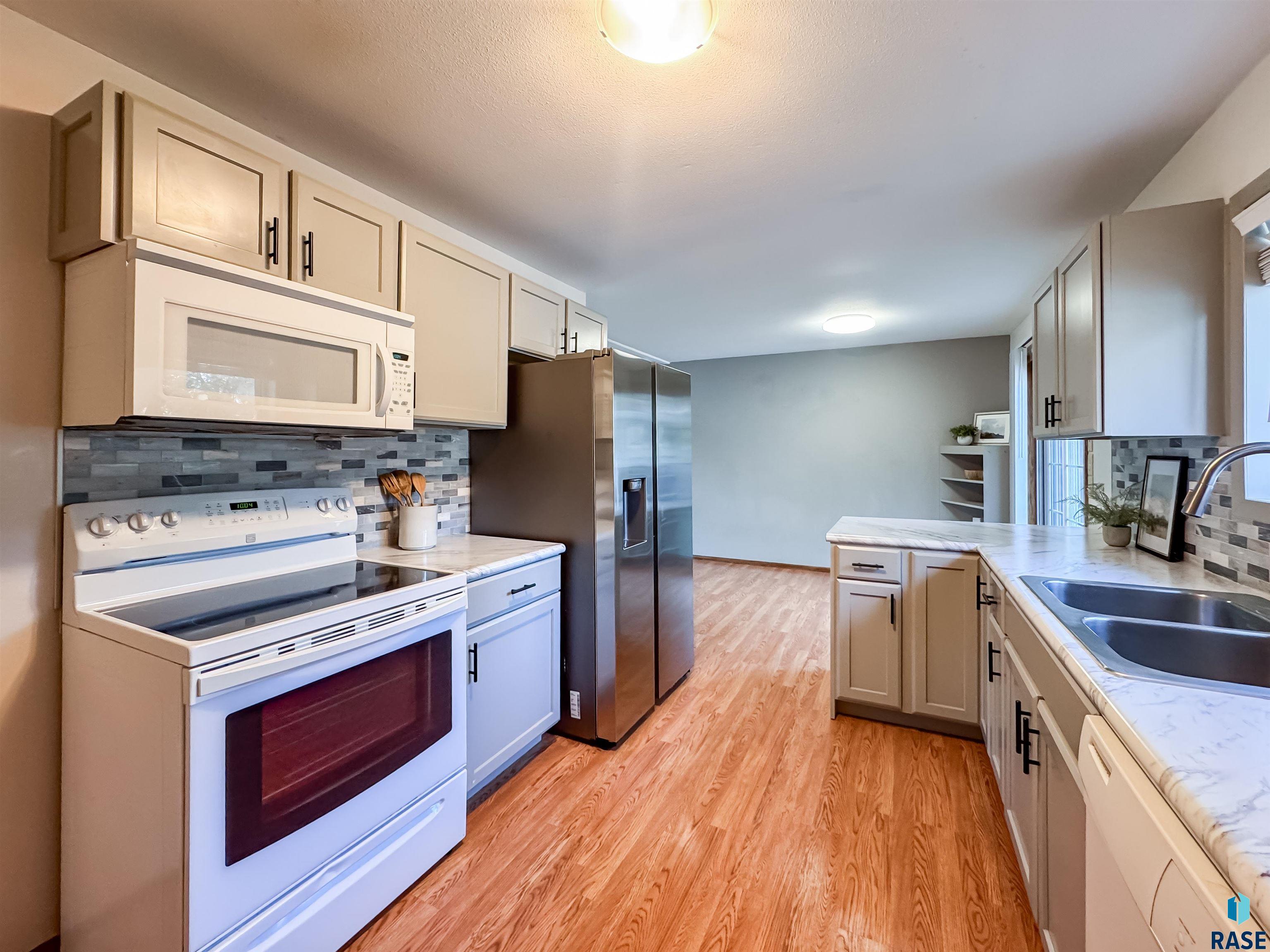 3301 S Terry Ave Avenue