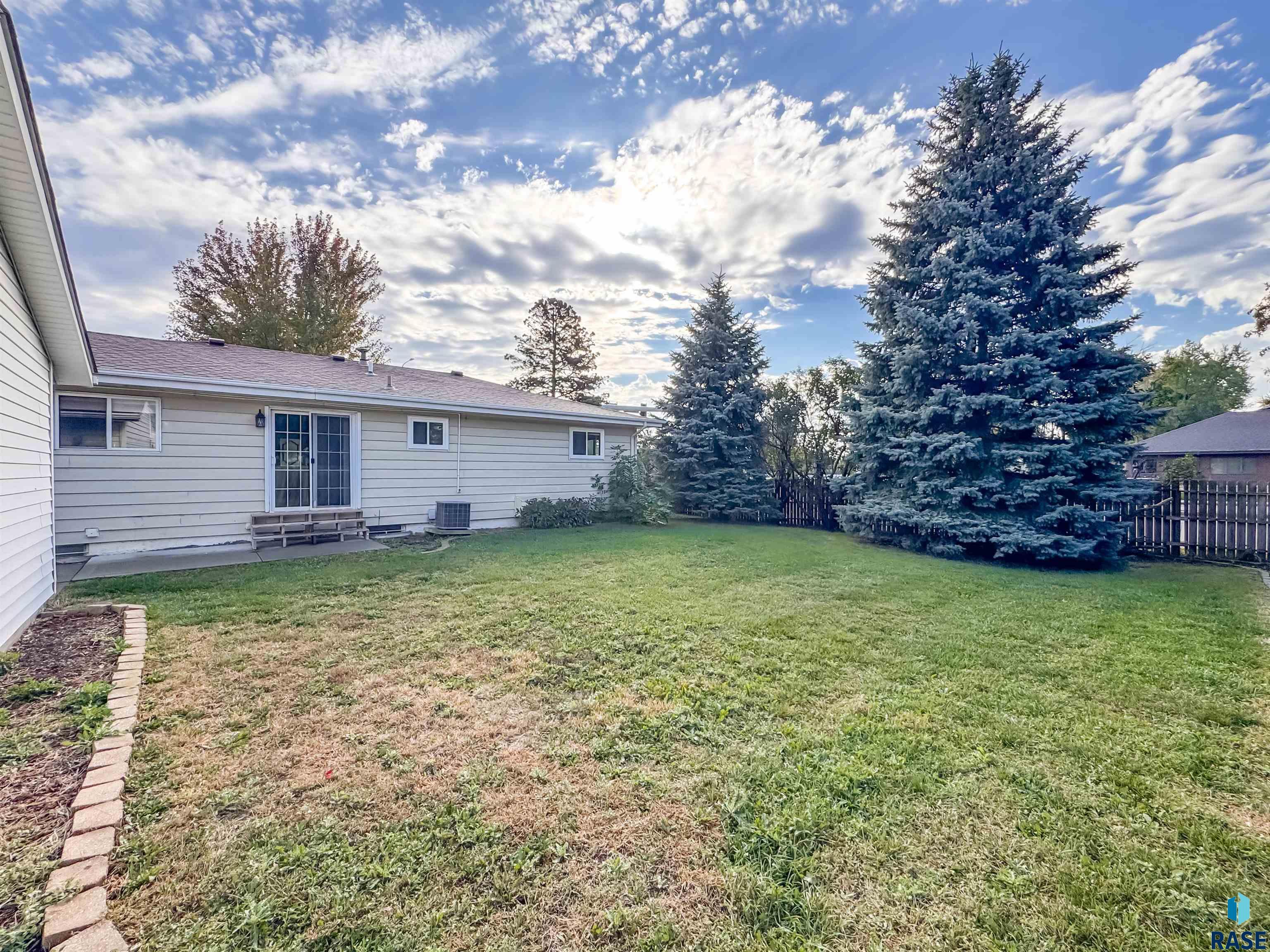 3301 S Terry Ave Avenue