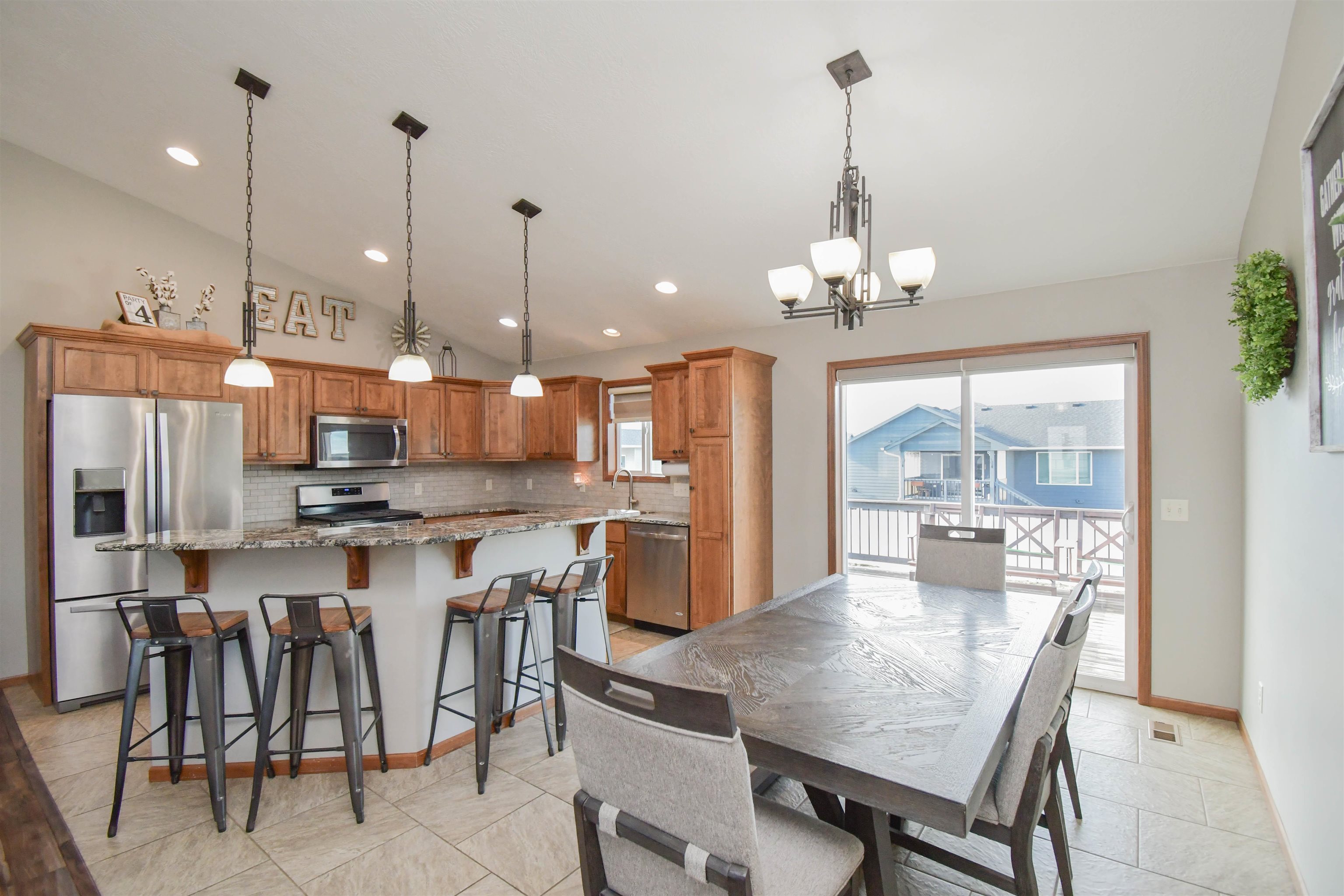 1613 S Andrew Ave Avenue