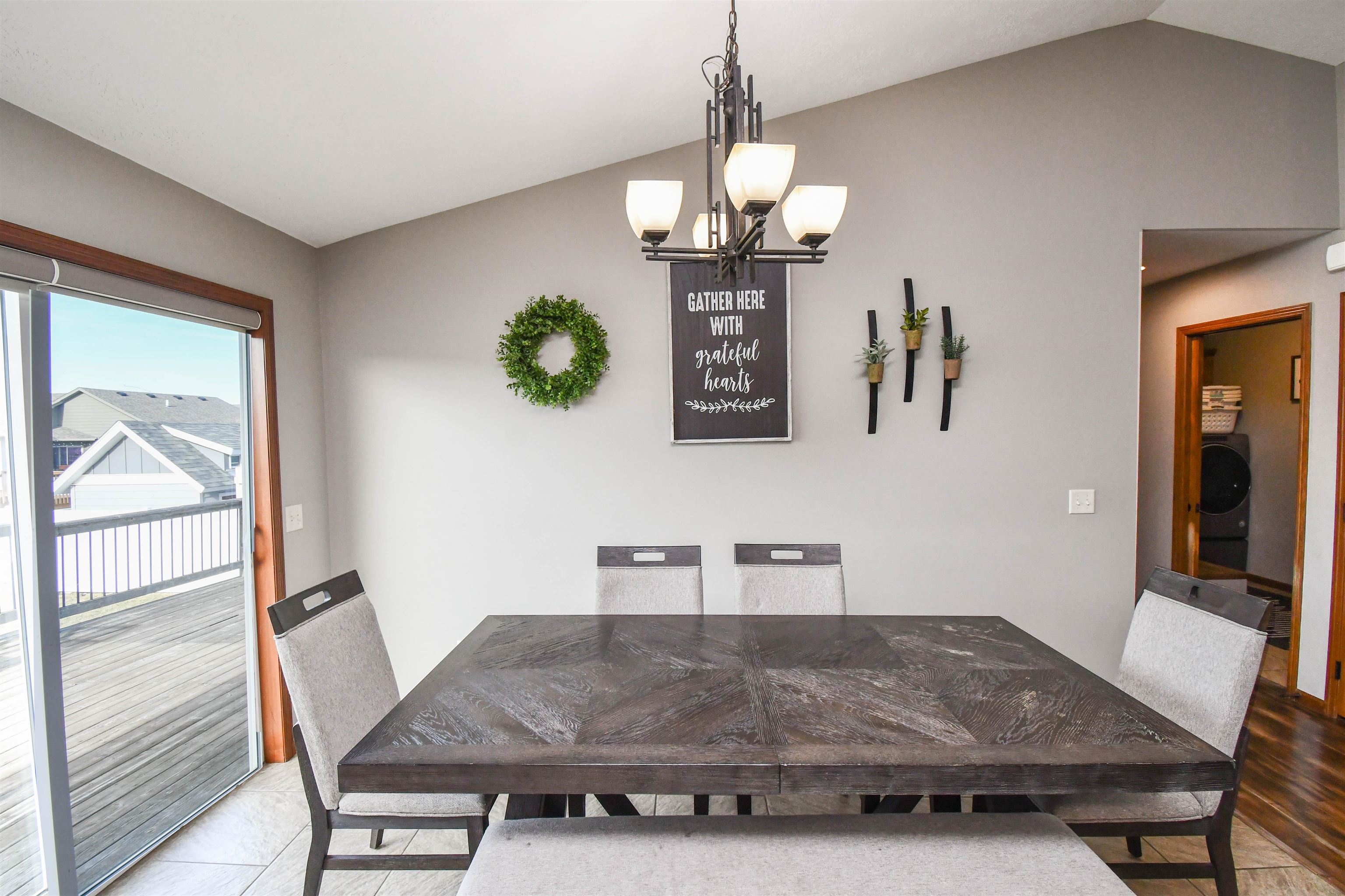 1613 S Andrew Ave Avenue