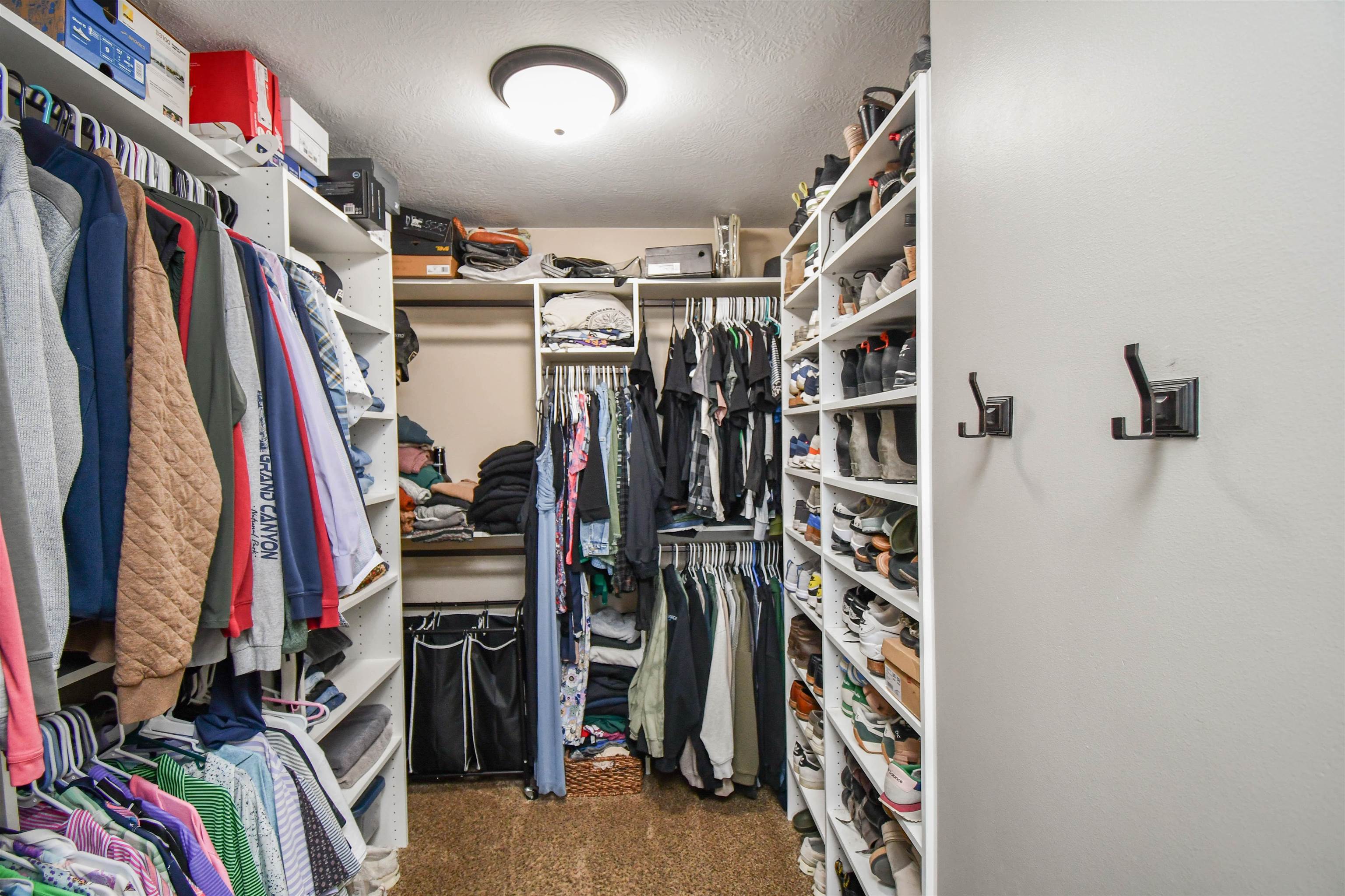 1613 S Andrew Ave Avenue