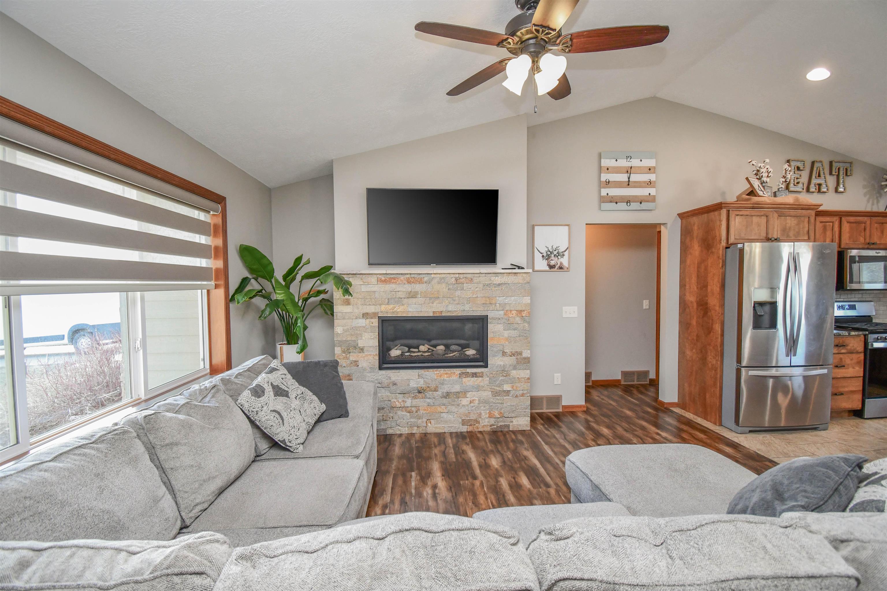 1613 S Andrew Ave Avenue