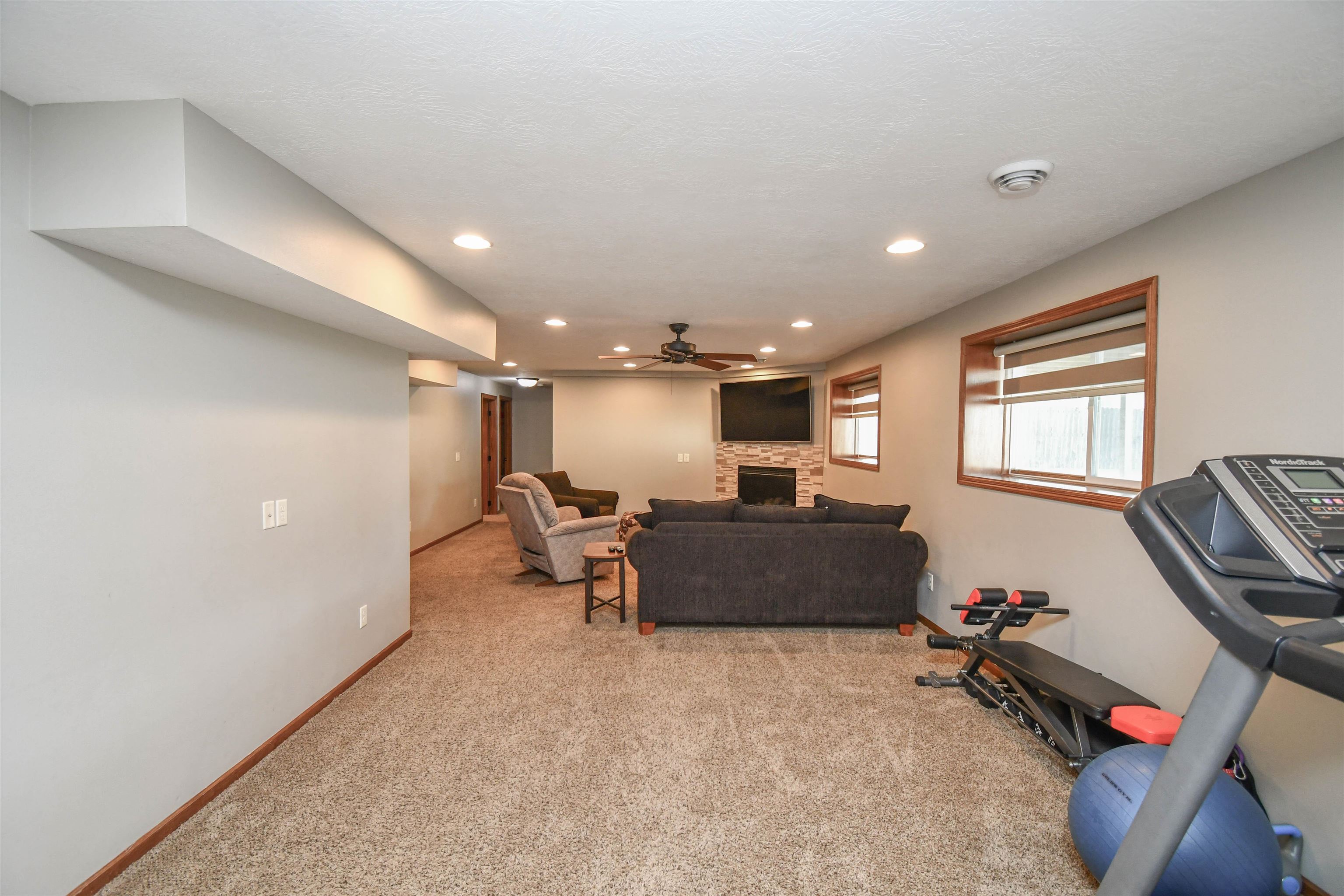 1613 S Andrew Ave Avenue